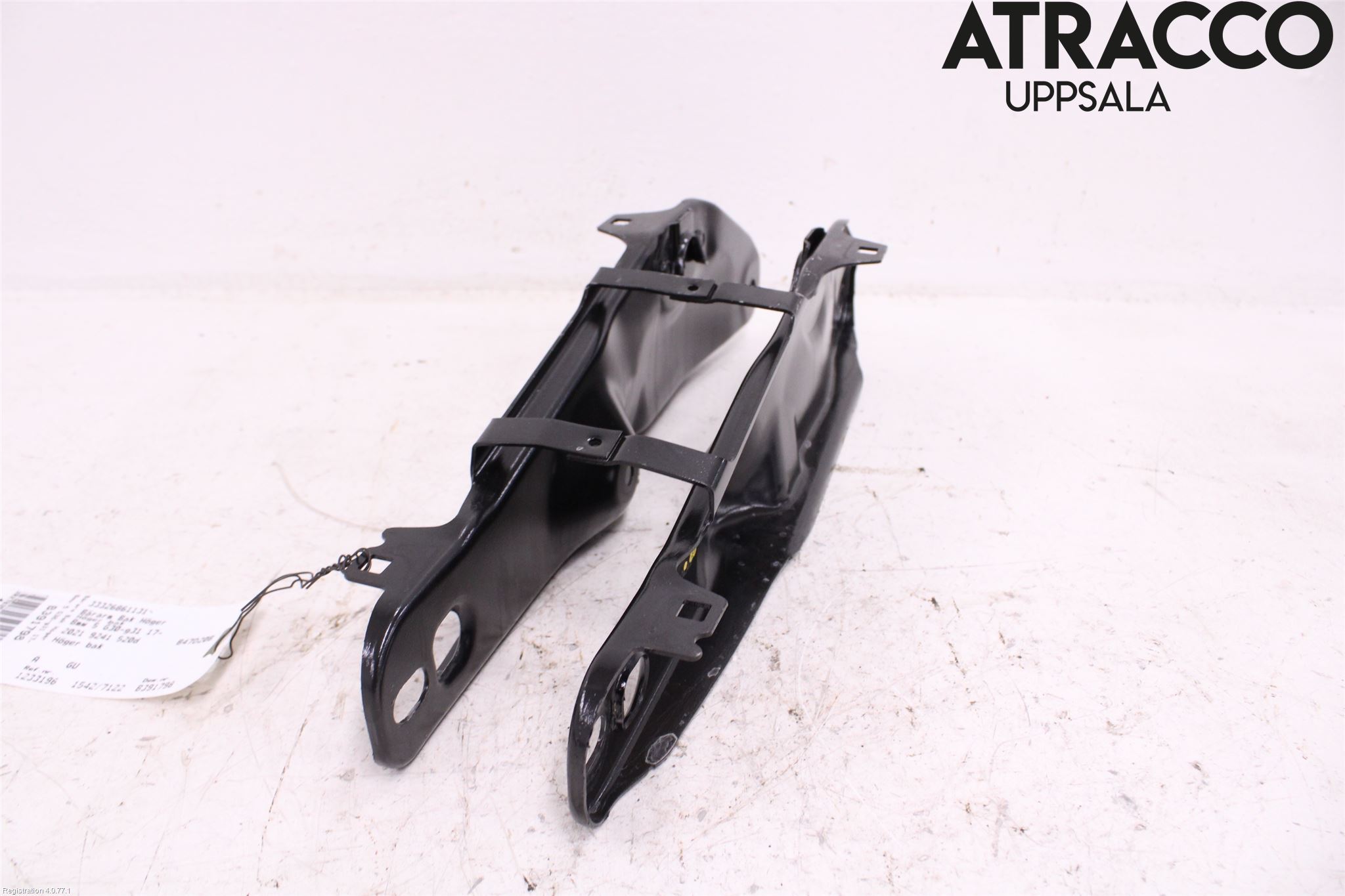 BMW 5 G30/G31/F90 17-23 Bärarm Bak Höger