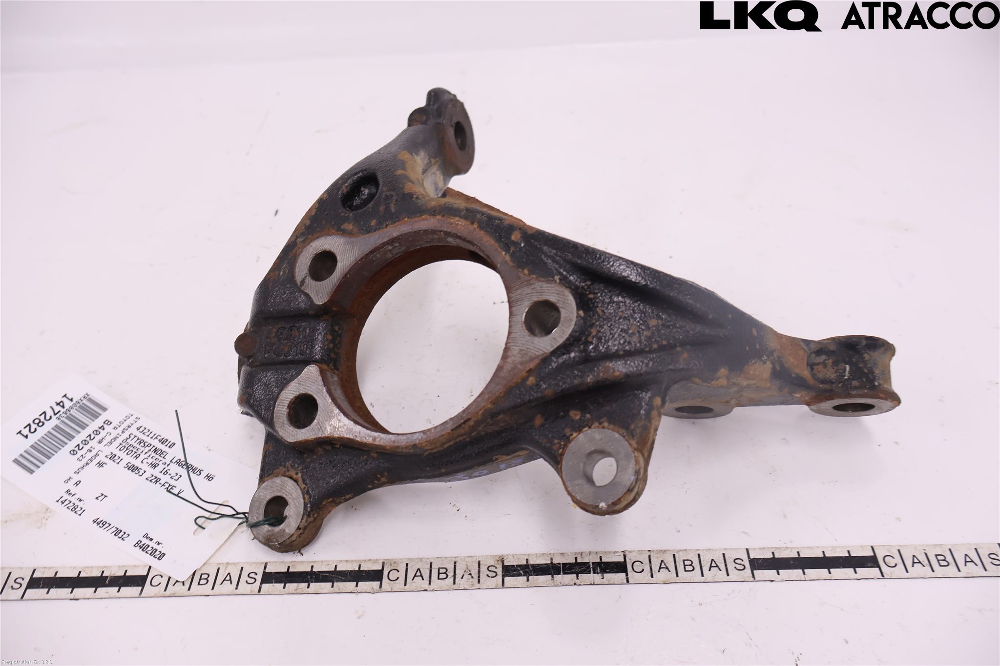Toyota C-HR 16-23 Styrspindel Lagerhus Hö