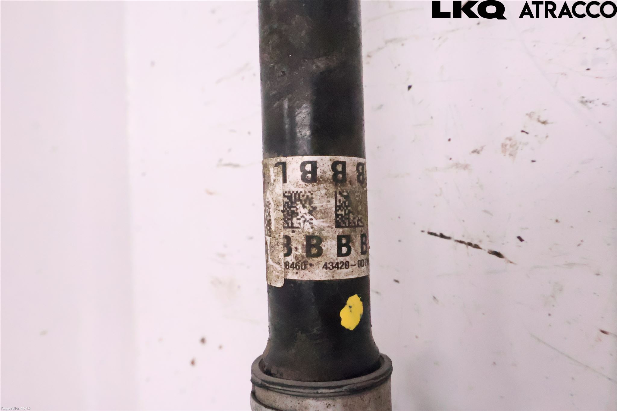 Toyota YARIS CROSS XP21 21- Drivaxel Fram Vänster