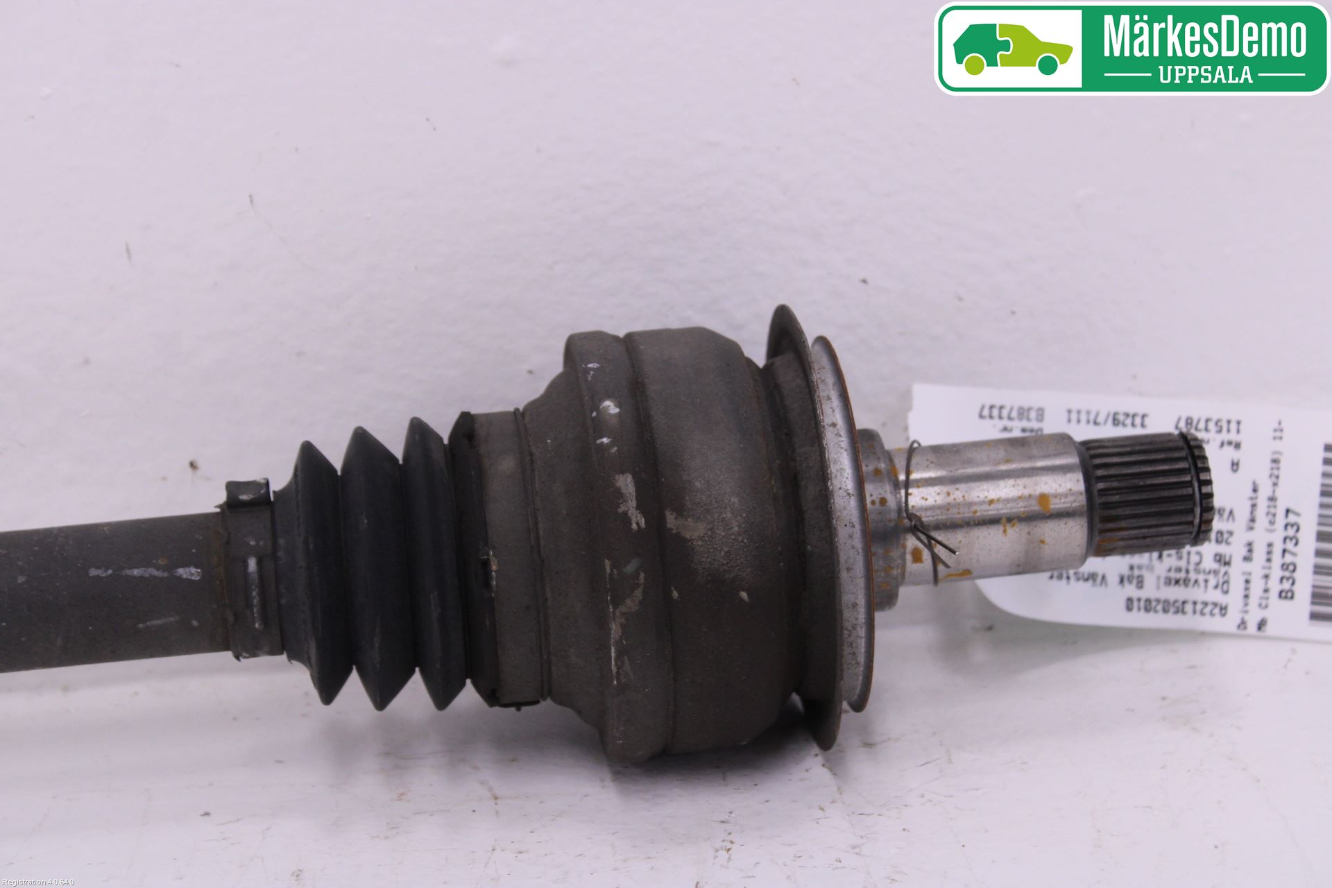 Mercedes-Benz MB CLS (C218/X218) 11-17 Drivaxel Bak Vänster