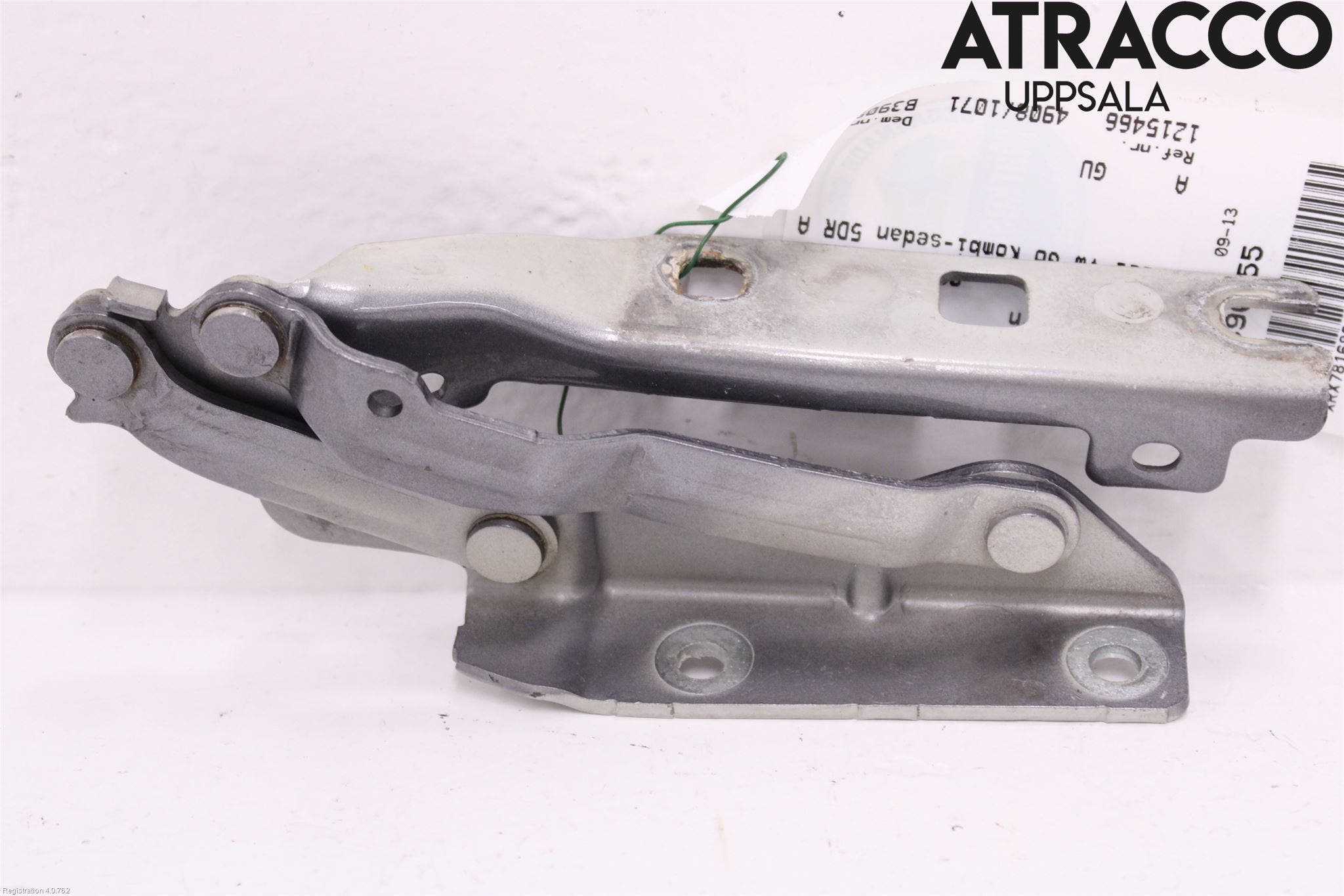 Volkswagen VW GOLF VI 09-13 Huvgångjärn