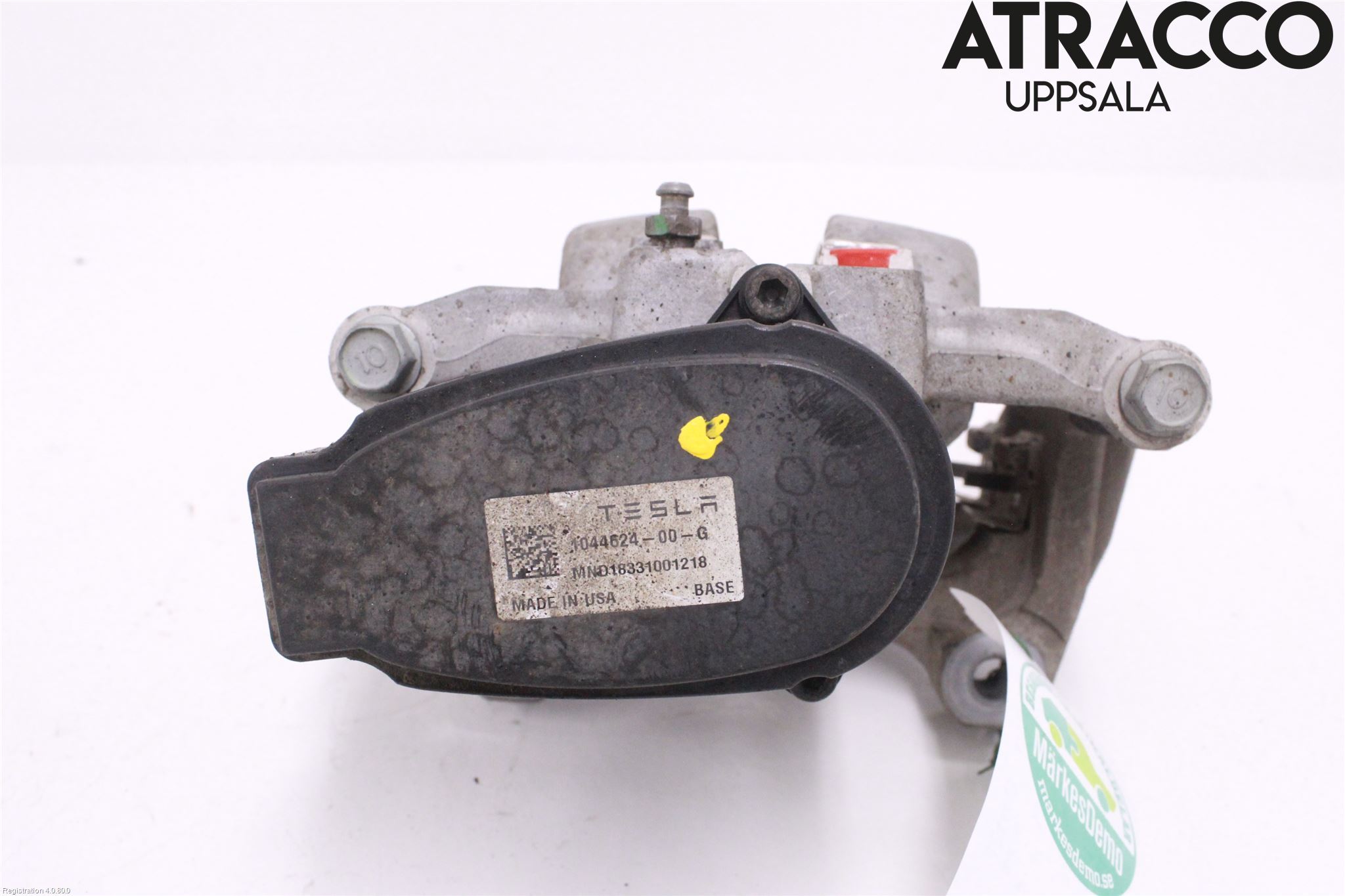 Tesla MODEL 3 17- Bromsok Bak Höger