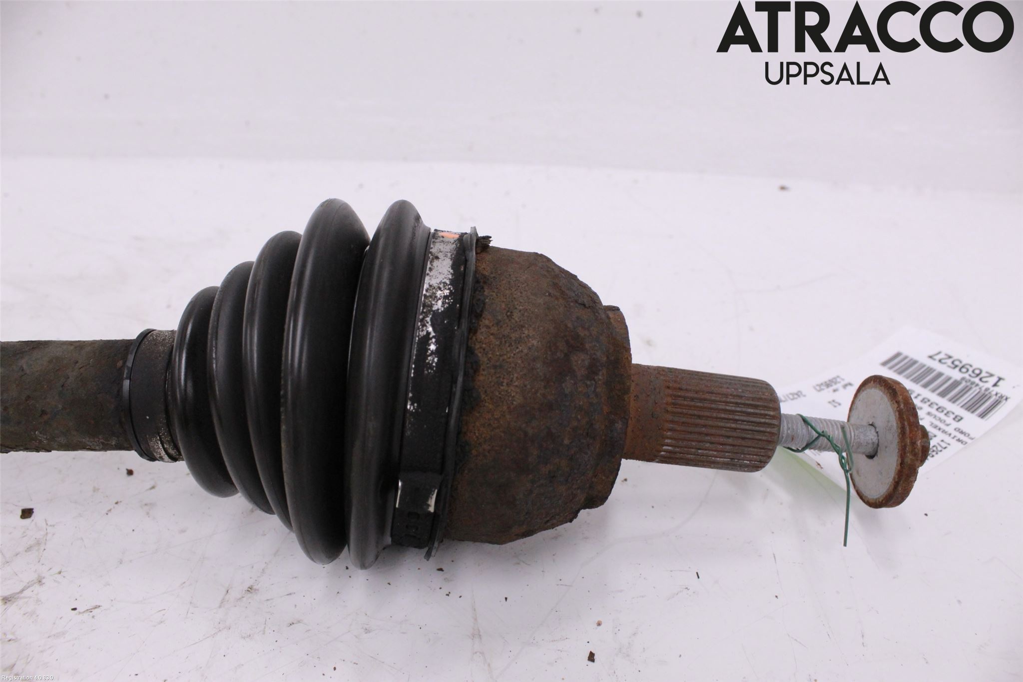Ford FOCUS     04-07 Drivaxel Fram Höger