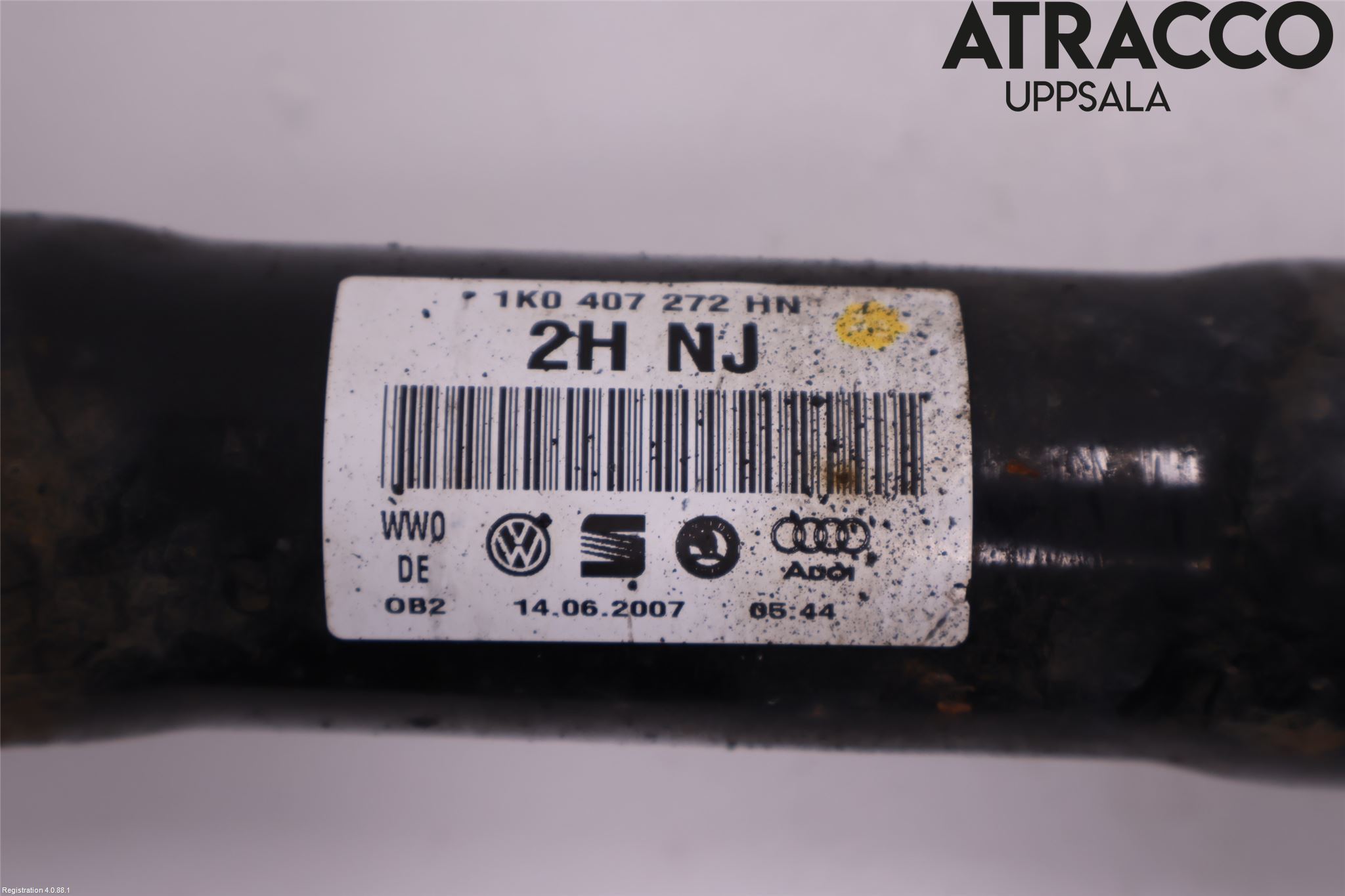 Volkswagen VW GOLF V 04-09 Drivaxel Fram Höger