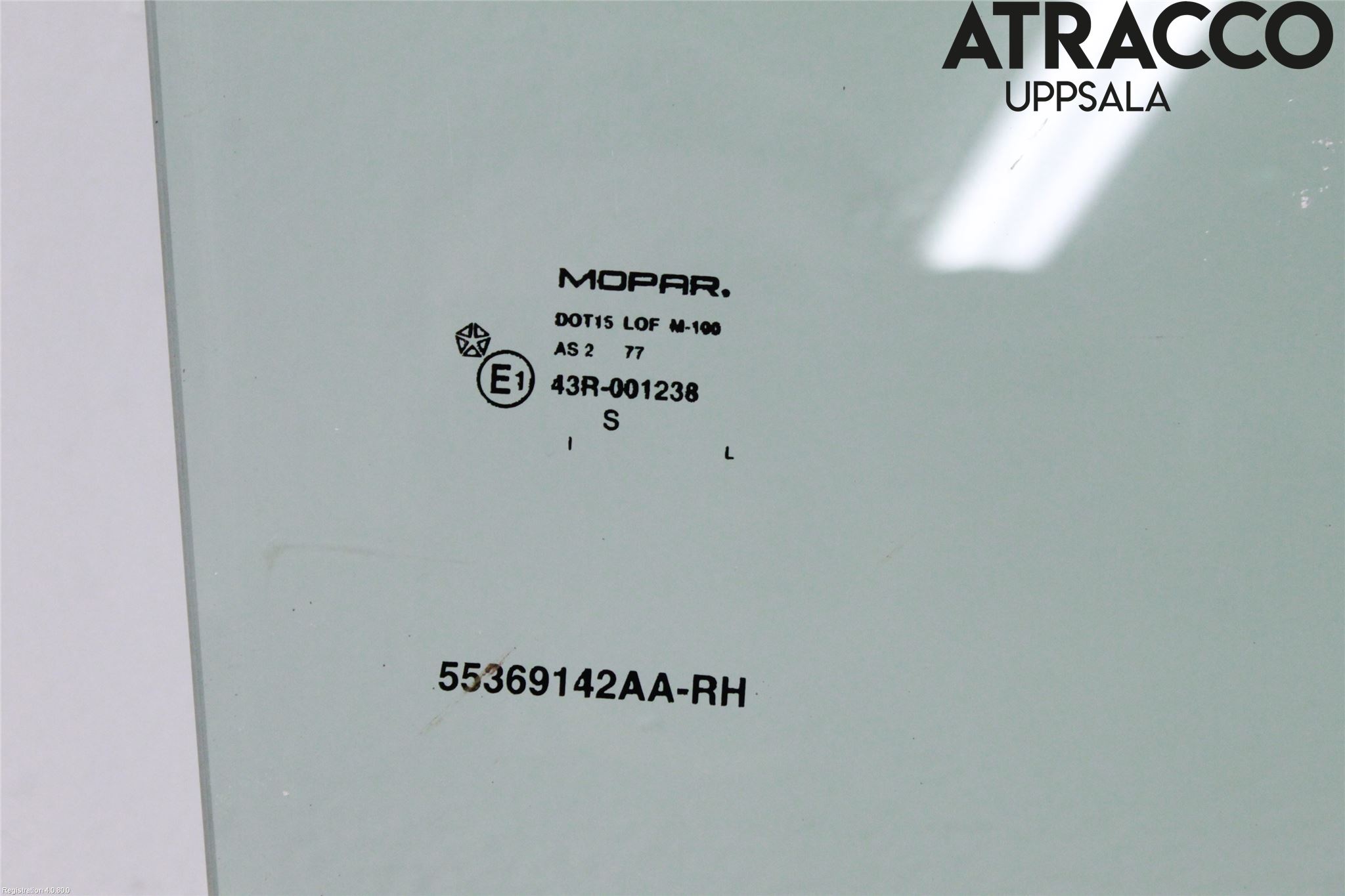 Dodge NITRO Dörruta Fram Höger