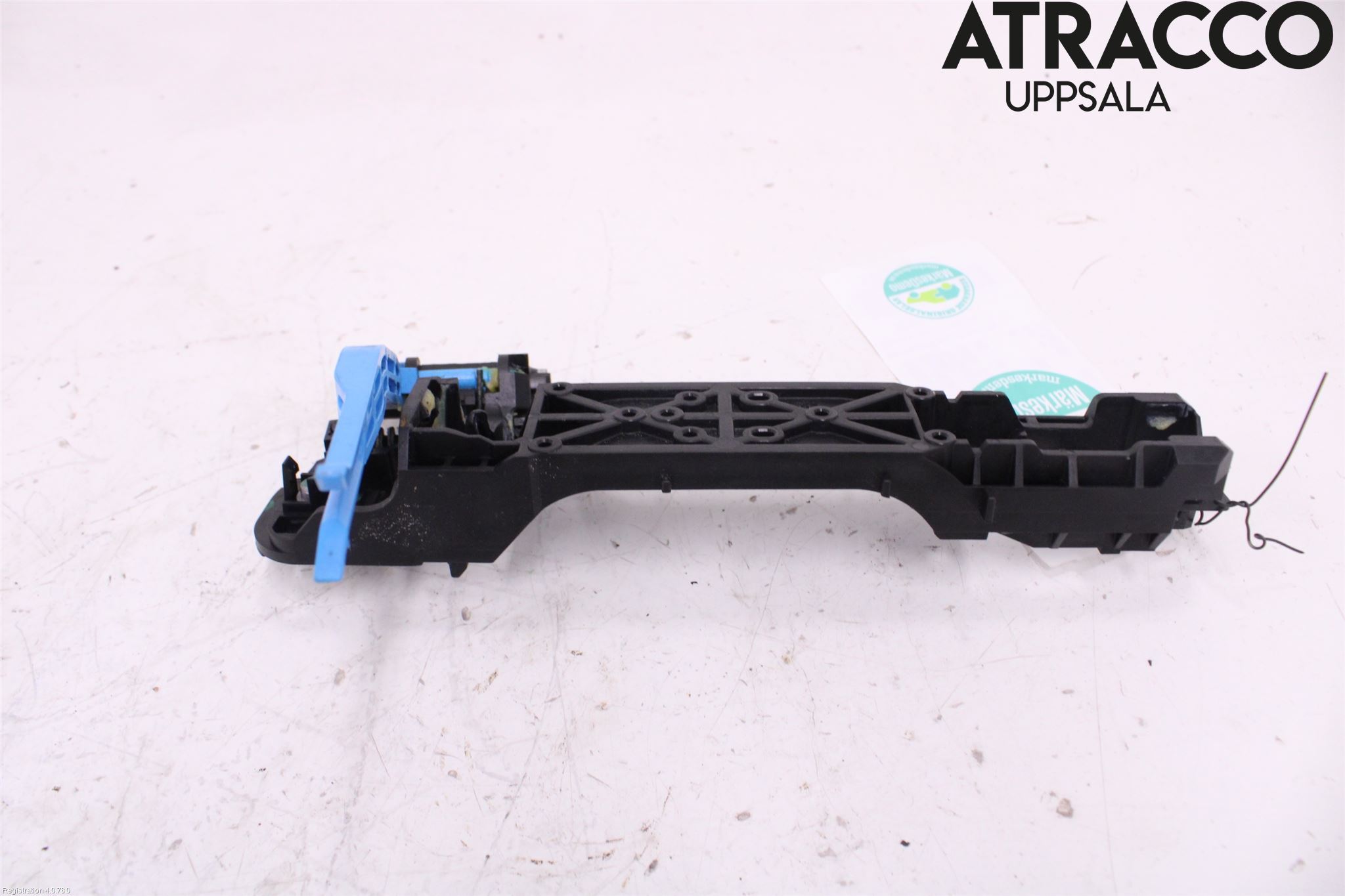 Toyota YARIS XP130 12-14 Dörrhandtag Yttre Hö