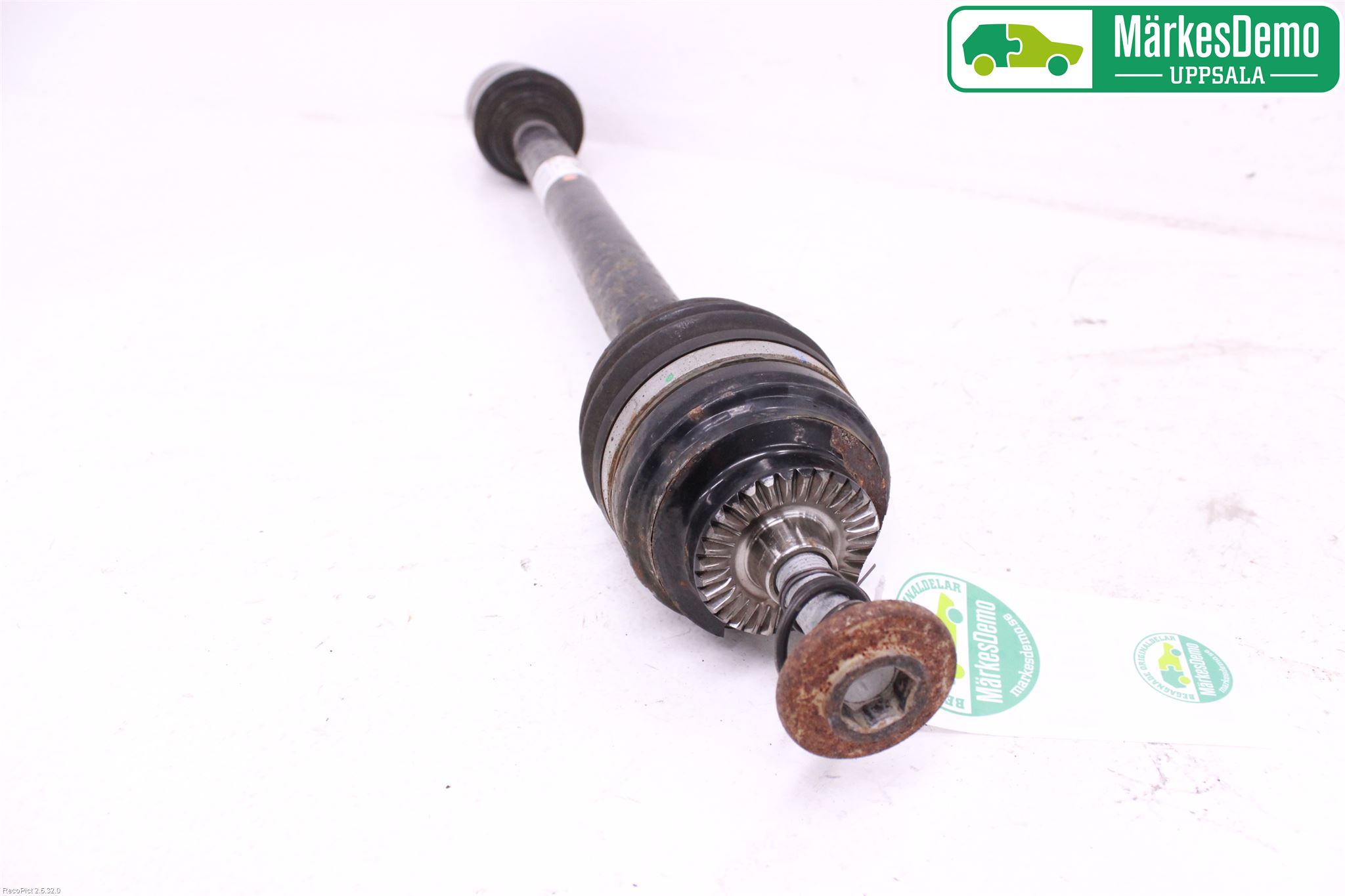 BMW i3 I01 13-22 Drivaxel Bak Höger