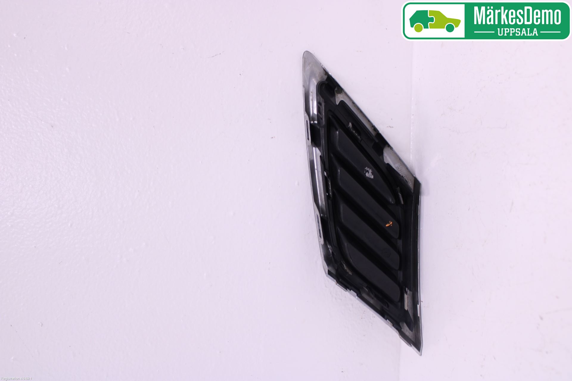 Saab 9-3 VER2/VER3 08-15 Grilldel Vänster