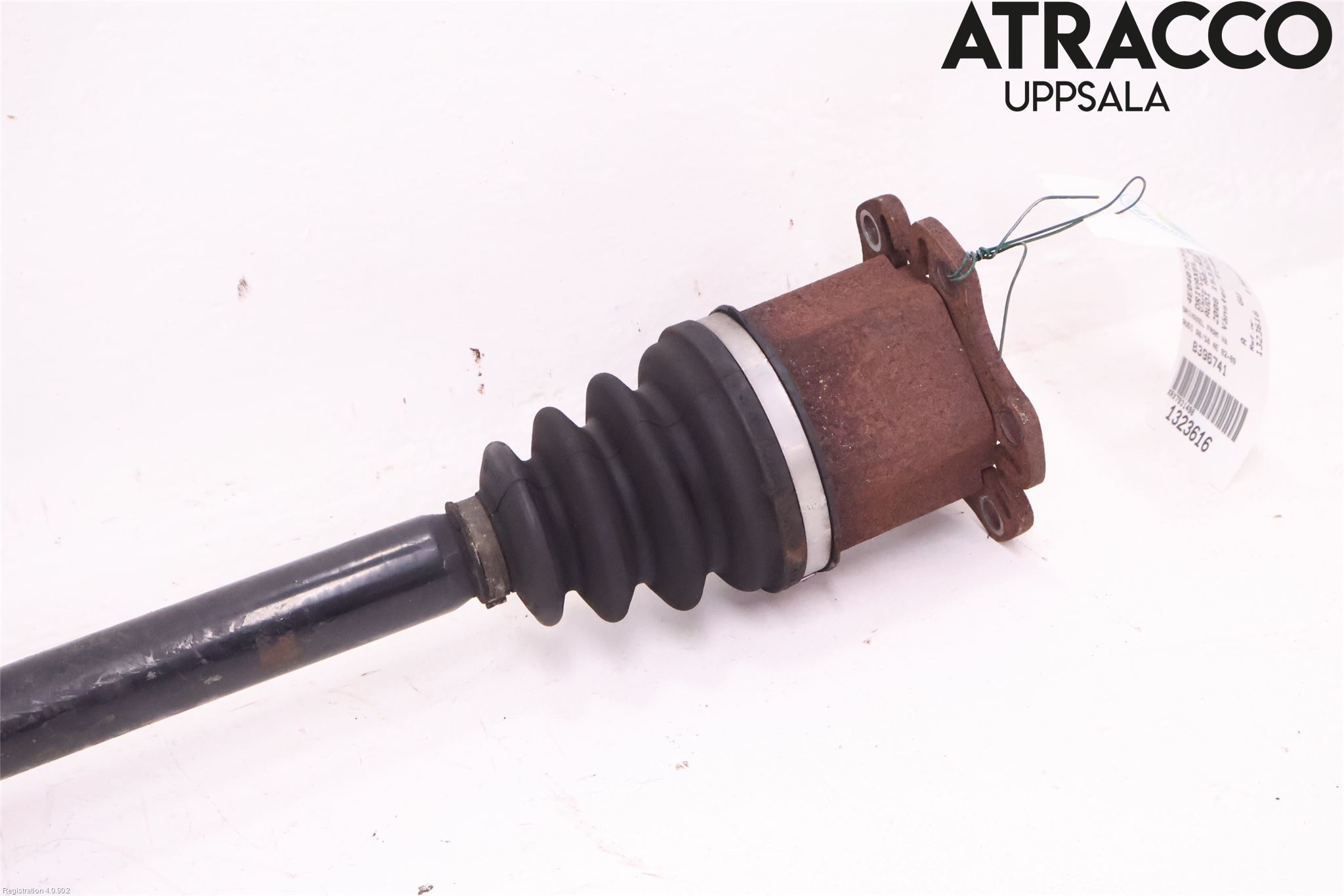 Audi A8/S8 4E  02-09 Drivaxel Fram Vänster