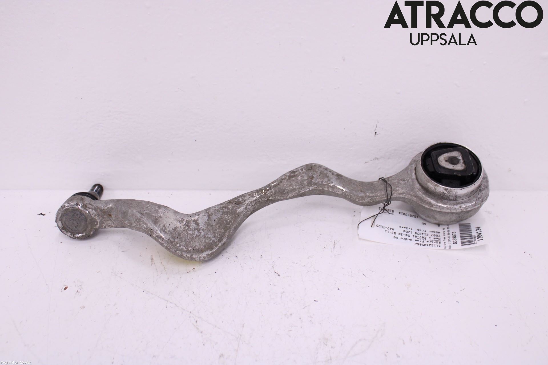 BMW 1 E87/81 5D/3D 03-11 Bärarm Fram Undre Hö