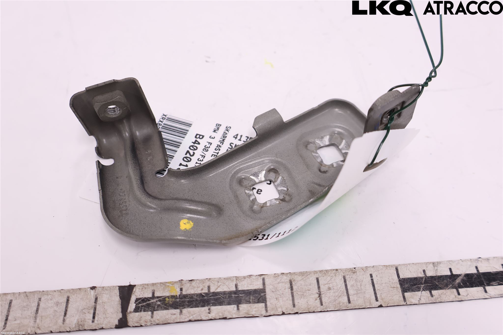 BMW 3 F30/F31/F80 12-19 Skärmfäste Fram Hö