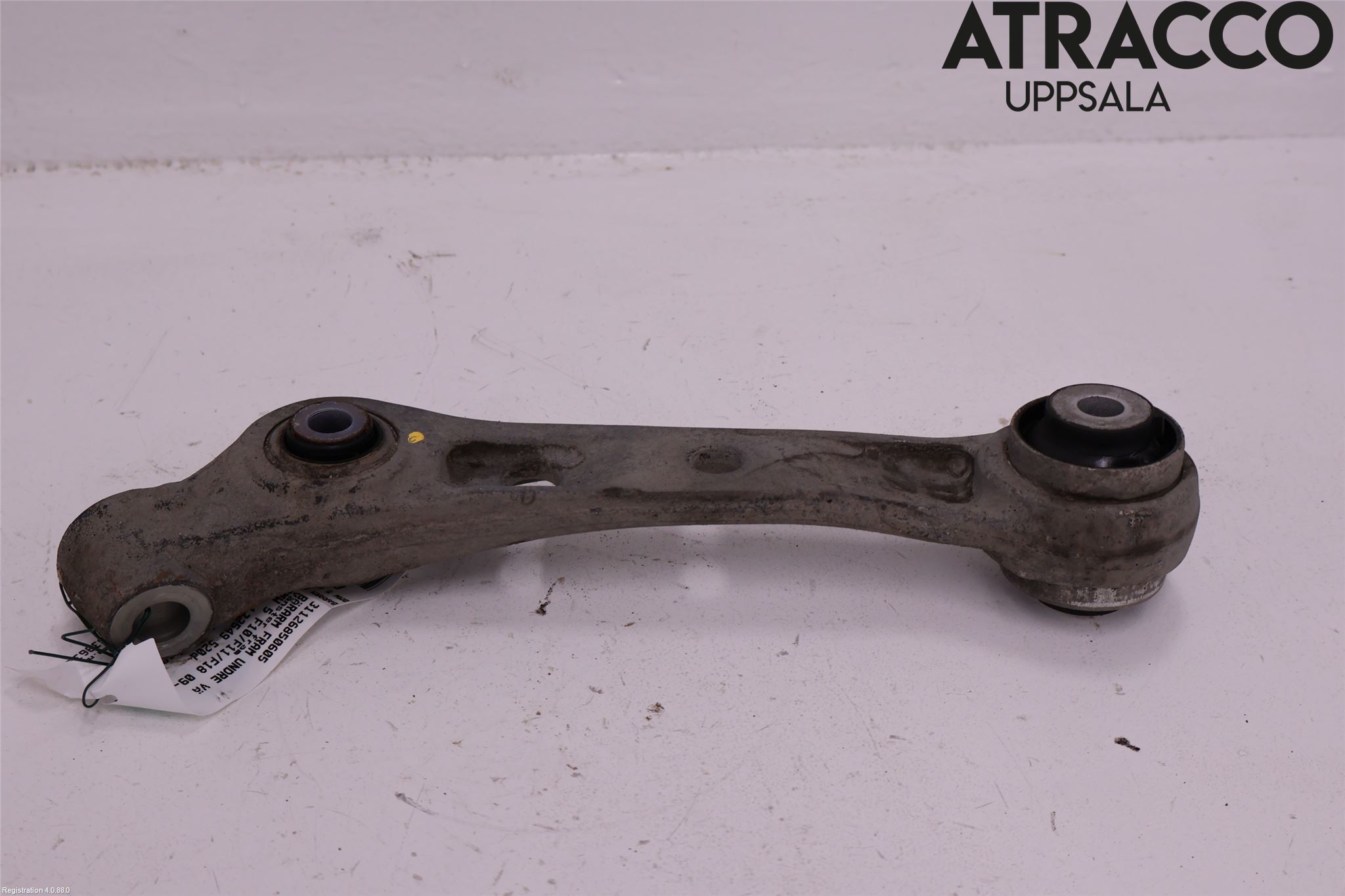 BMW 5 F10/F11/F18 09-17 Bärarm Fram Undre Vä