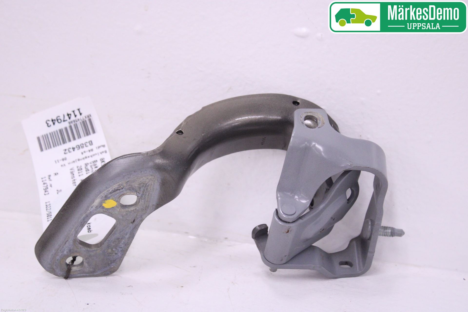 Audi A4/S4 08-11 Bakluckegångjärn Vä