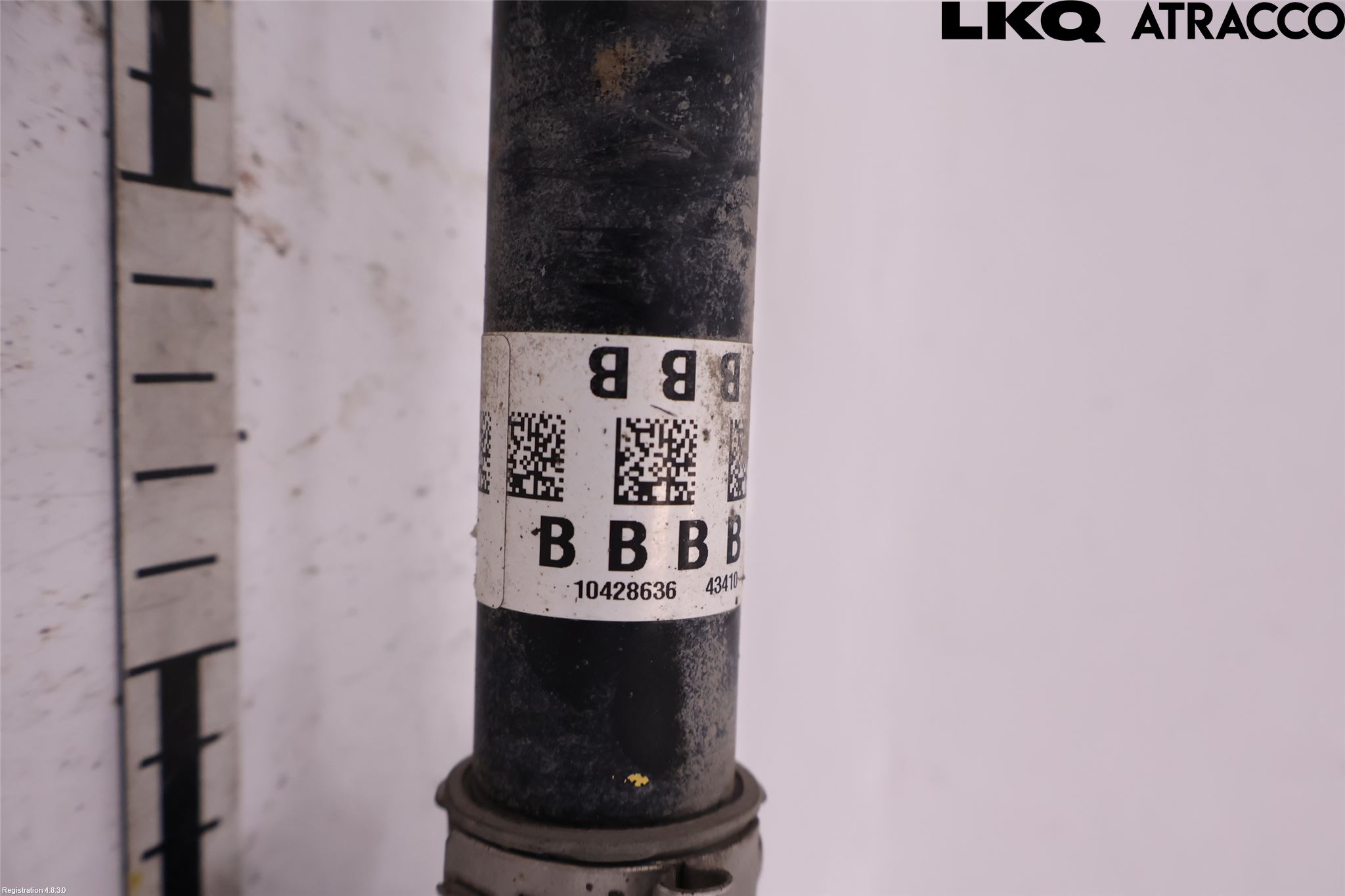 Toyota YARIS CROSS XP21 21- Drivaxel Fram Höger