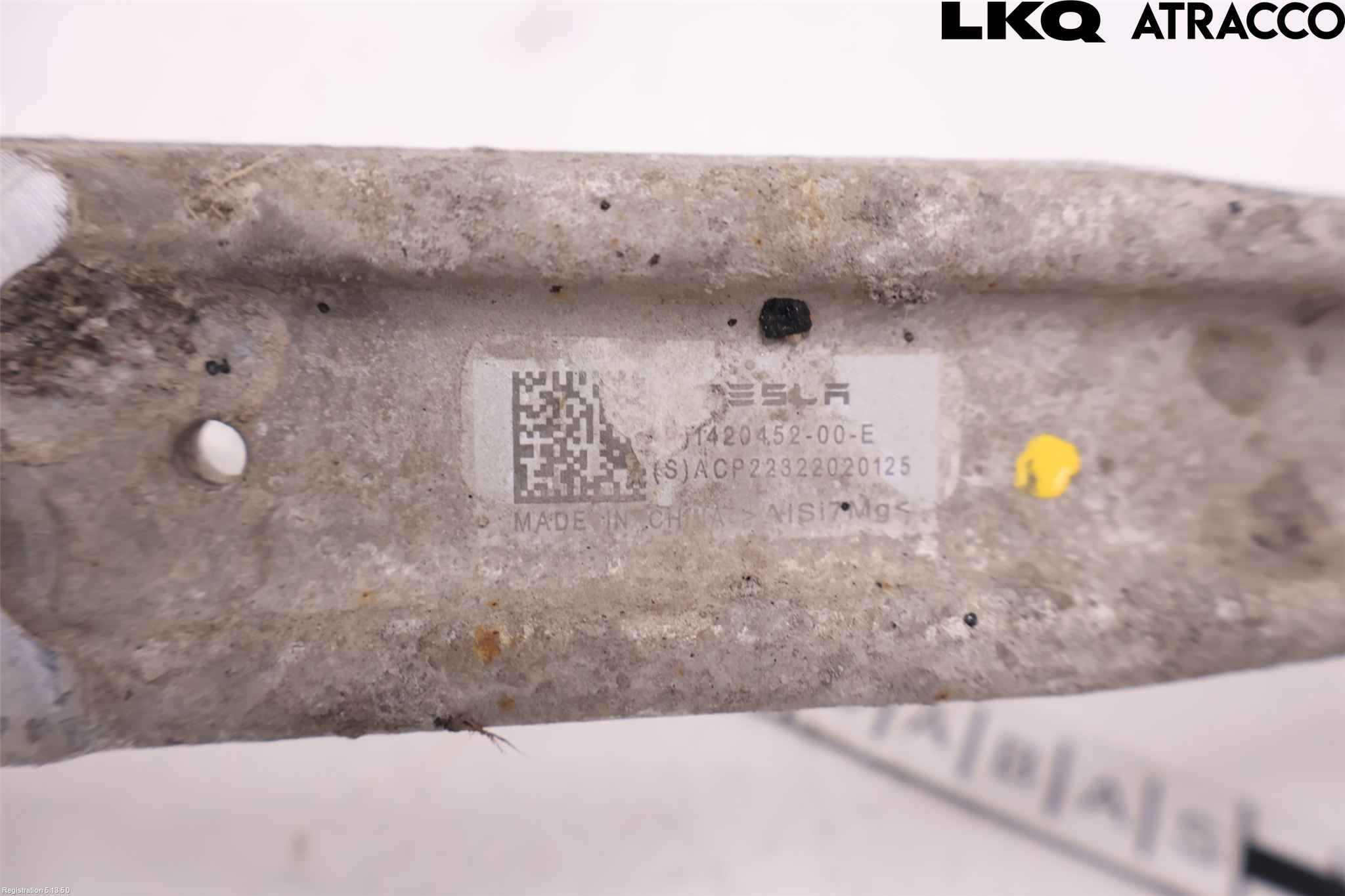 Tesla MODEL S 13- Bärarm Bak Höger