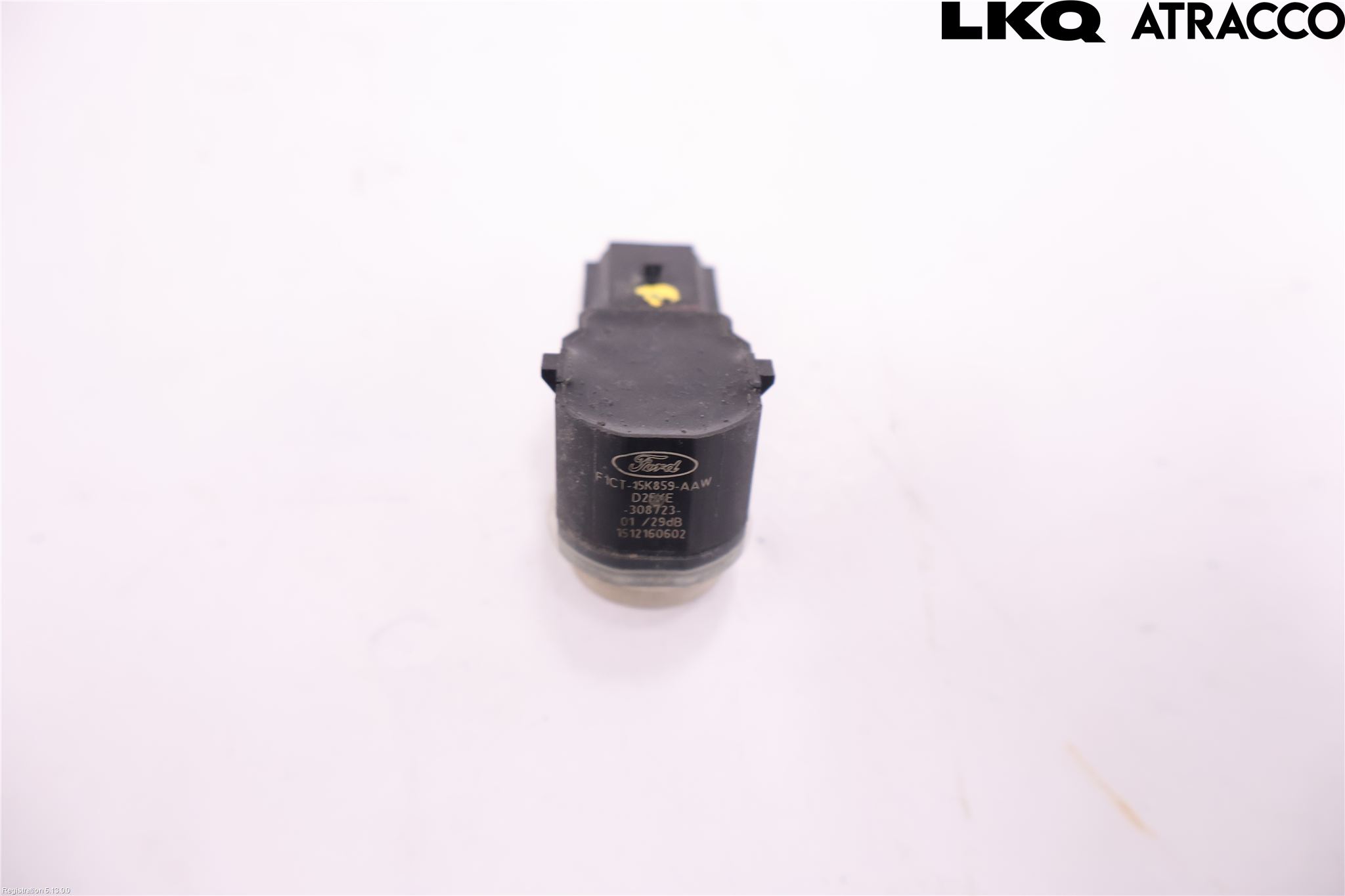 Ford KUGA 17-19 Parkeringshjälp Backsensor