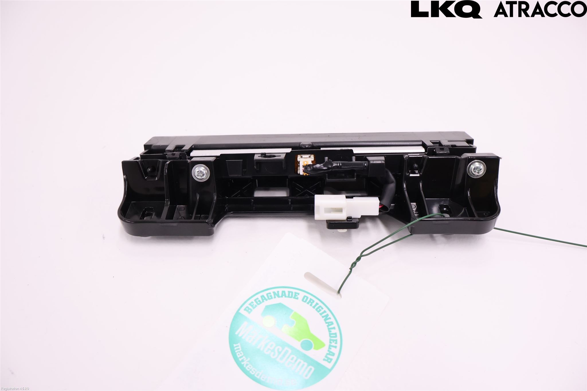 Toyota COROLLA CROSS XG10 22- Bromsljus Bakruta