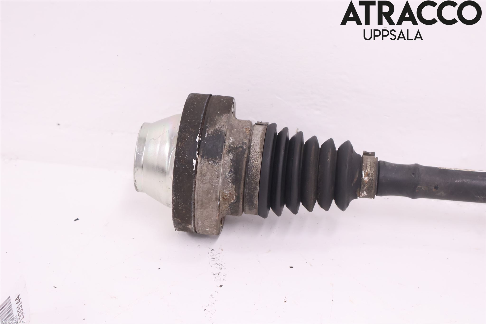 Volkswagen VW AMAROK 2H 10-22 Drivaxel Fram Vänster
