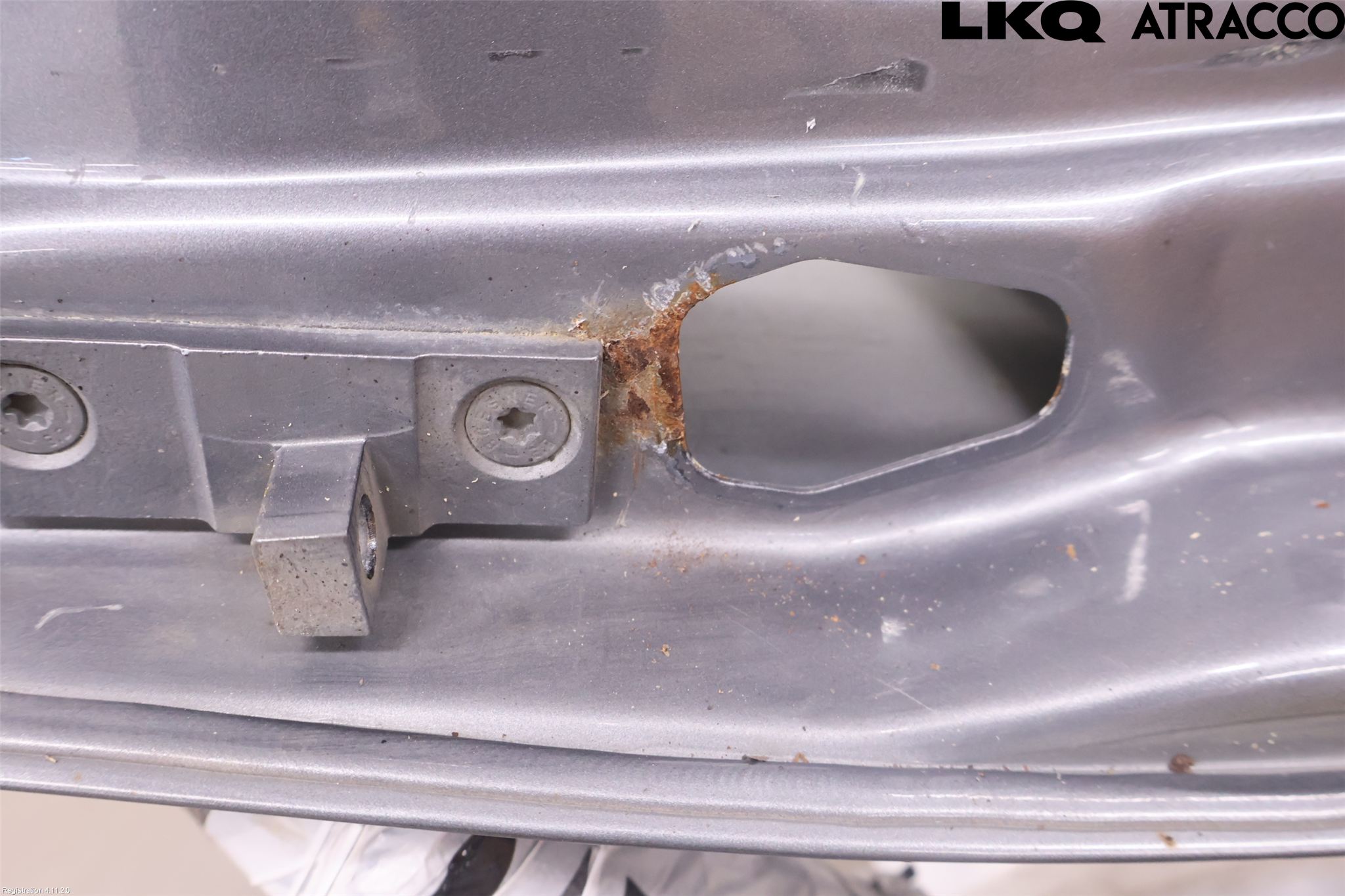 BMW 5 E60/61 Sed/Tou 02-10 Dörr Fram Vänster