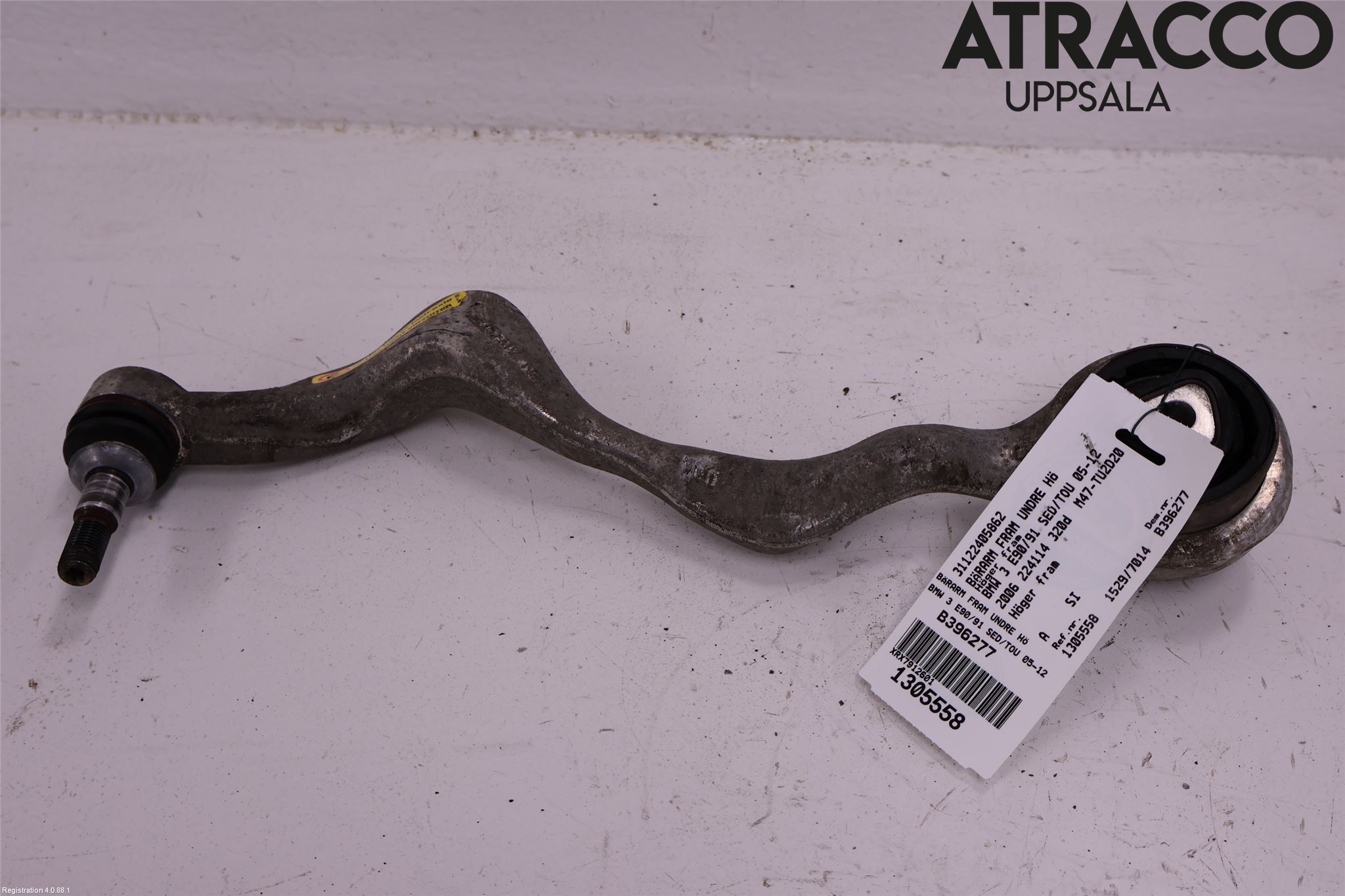 BMW 3 E90/91 SED/TOU 05-12 Bärarm Fram Undre Hö