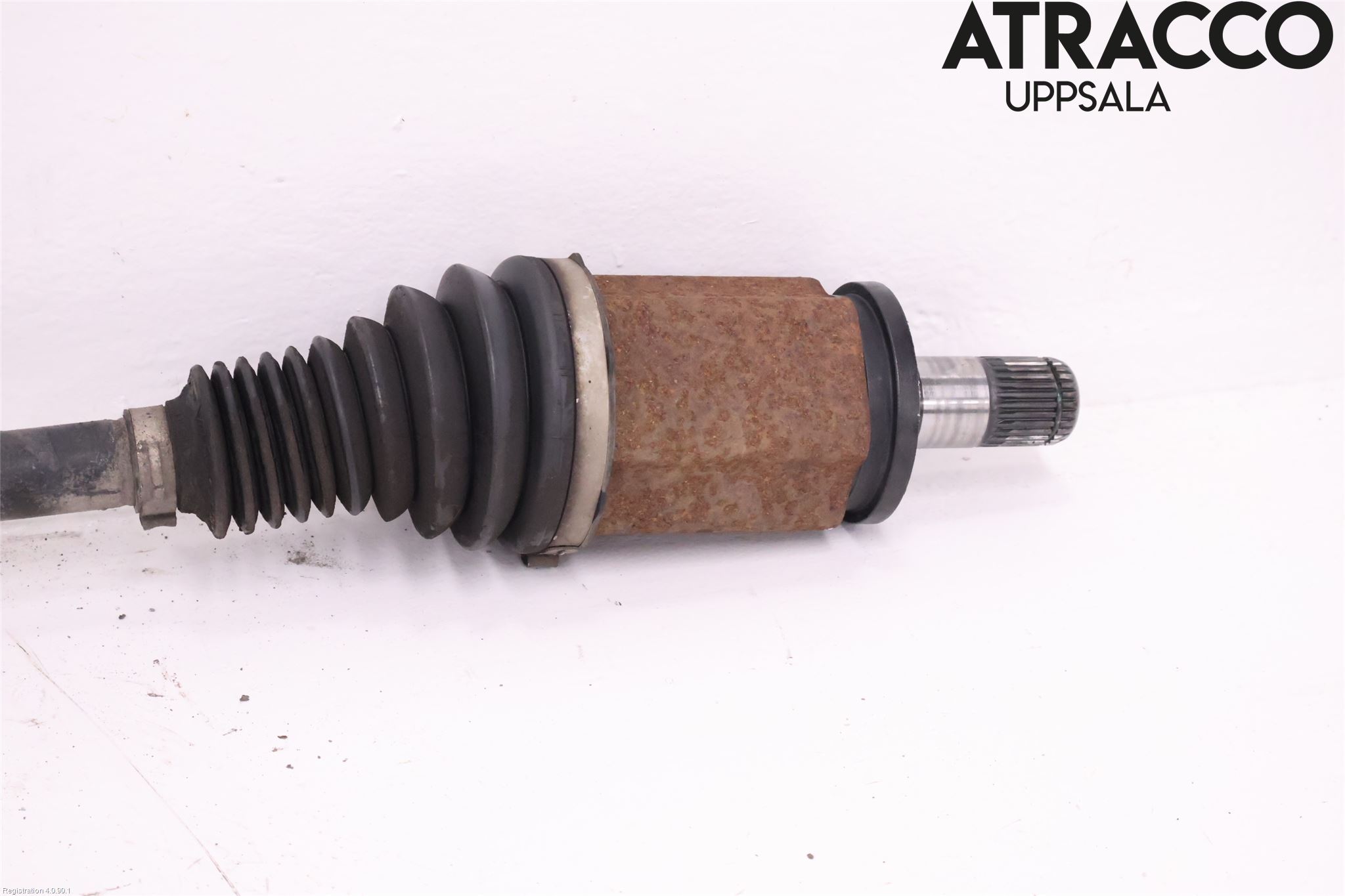 BMW 3 F30/F31/F80 12-19 Drivaxel Fram Vänster