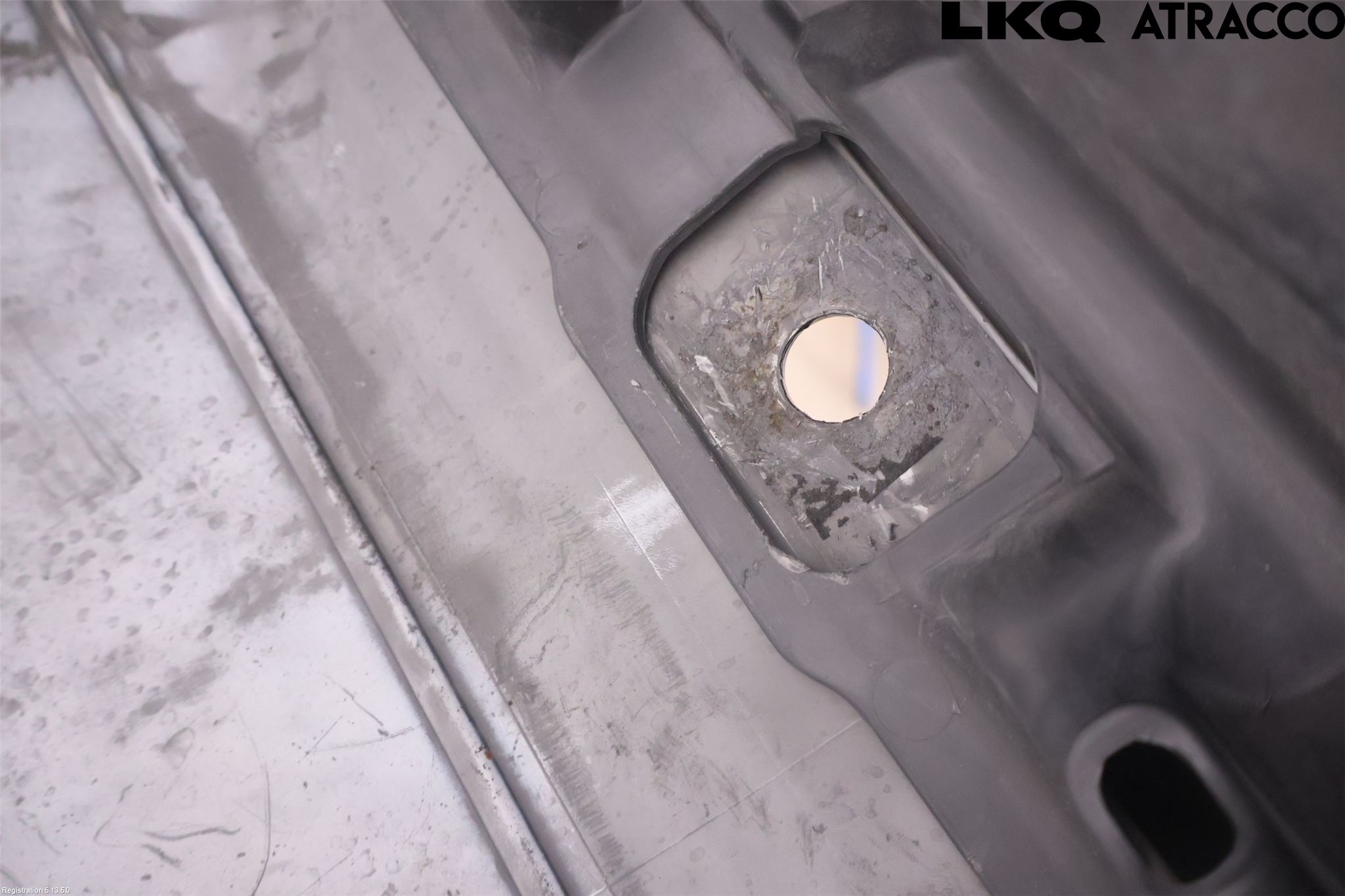 BMW 5 E60/61 Sed/Tou 02-10 Stötfångarbeklädnad Bak