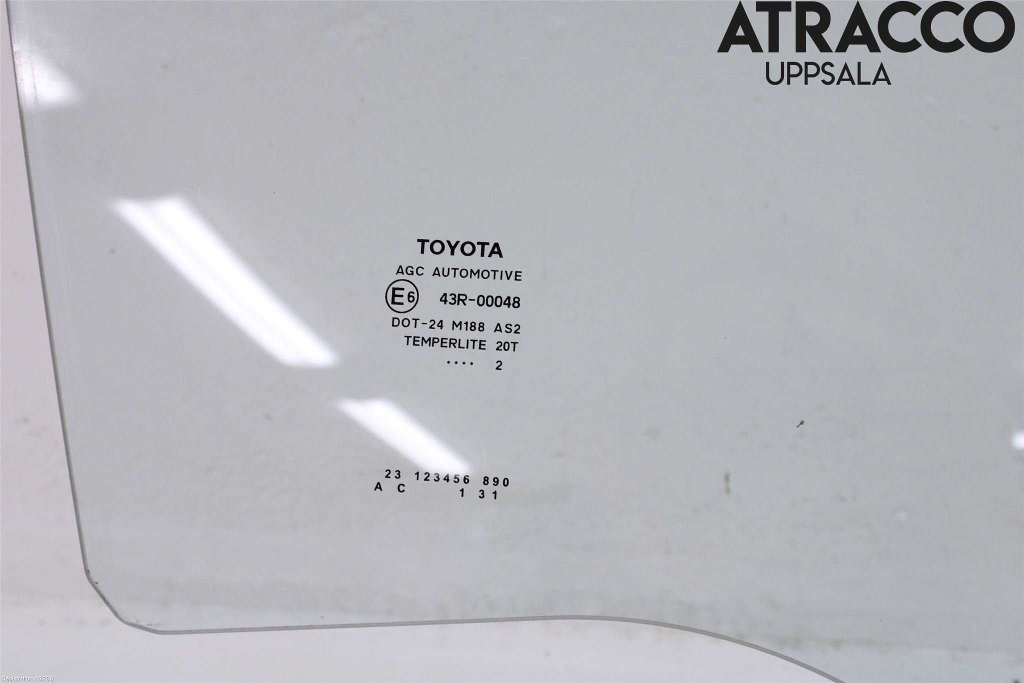 Toyota YARIS XP130 12-14 Dörruta Bak Höger