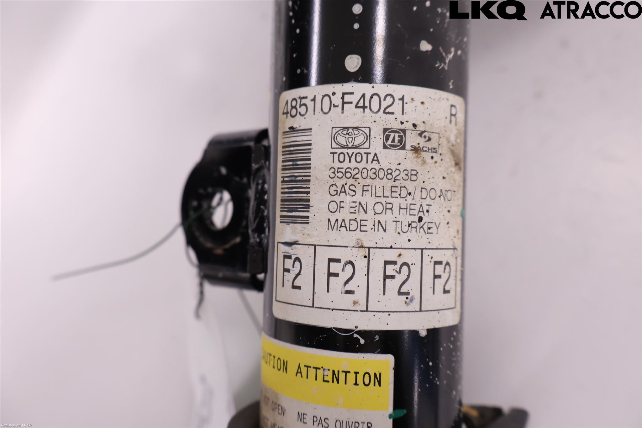 Toyota C-HR 16-23 Fjäderben Fram Höger