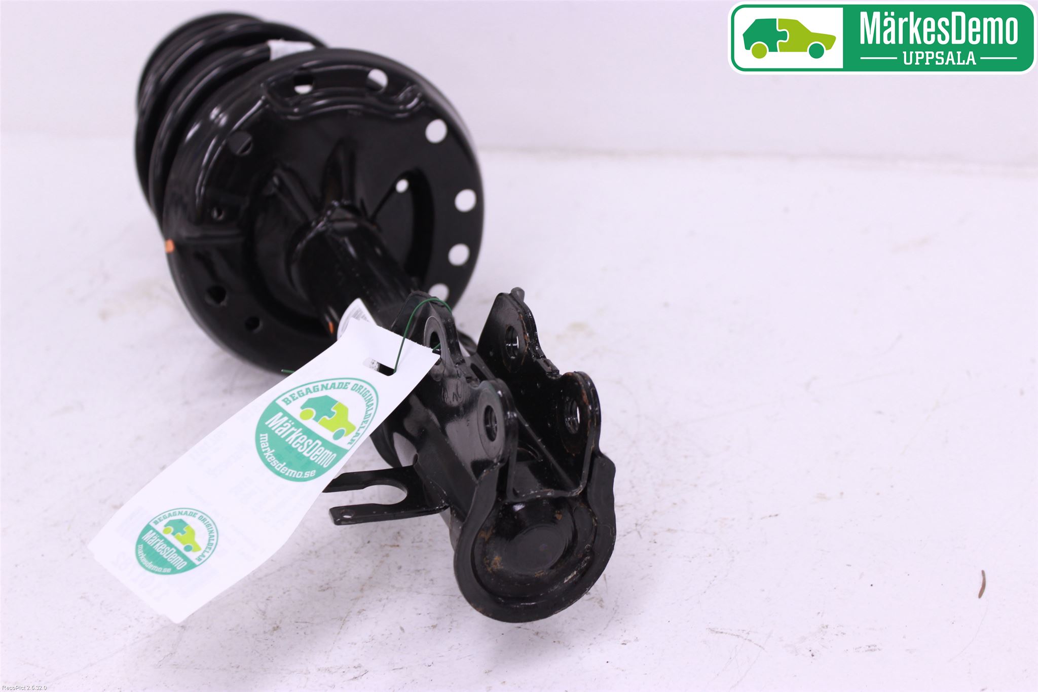 Opel CORSA E 15-19 Fjäderben Fram Vänster