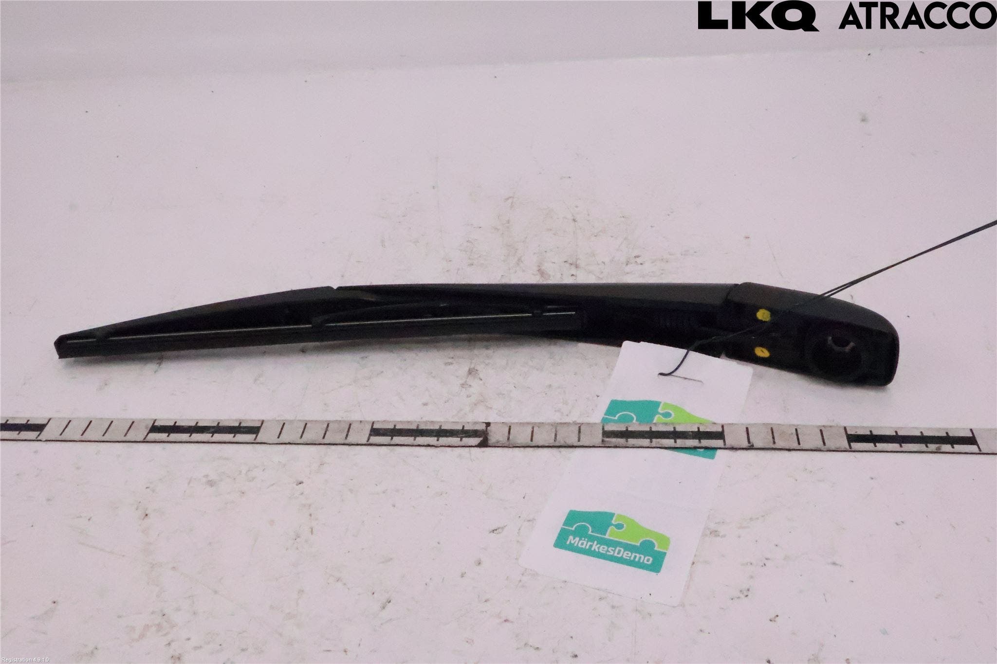 Toyota YARIS XP21 20- Torkararm-Bakruta