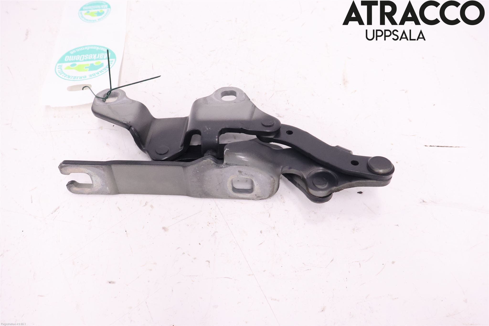 BMW 3 E90/91 SED/TOU 05-12 Huvgångjärn