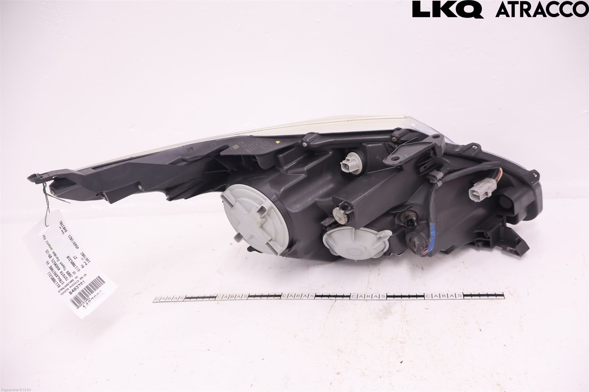 Toyota AVENSIS 09-15 Strålkastare Vänster