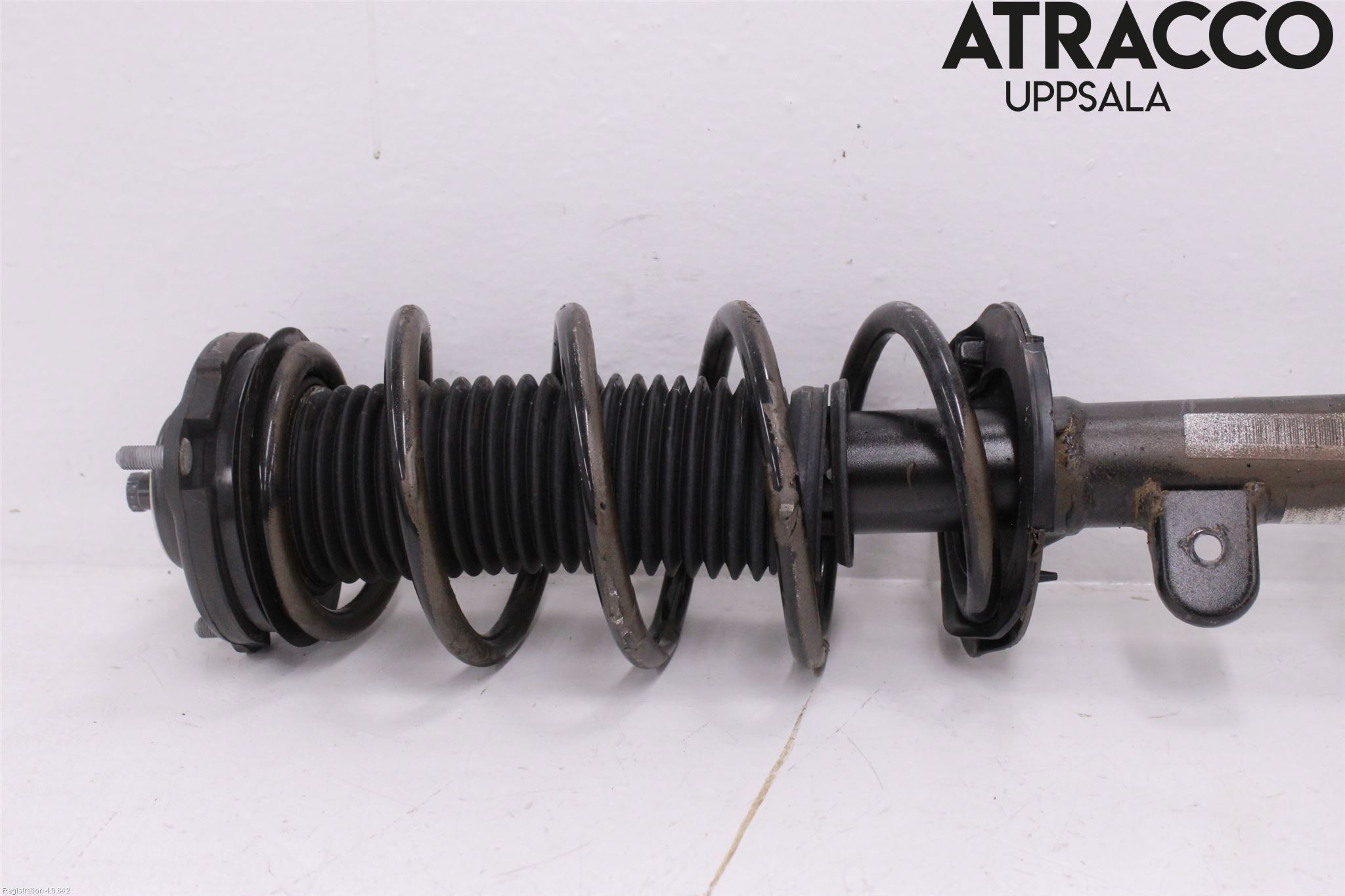 MG ZS EV 20- Fjäderben Fram Höger