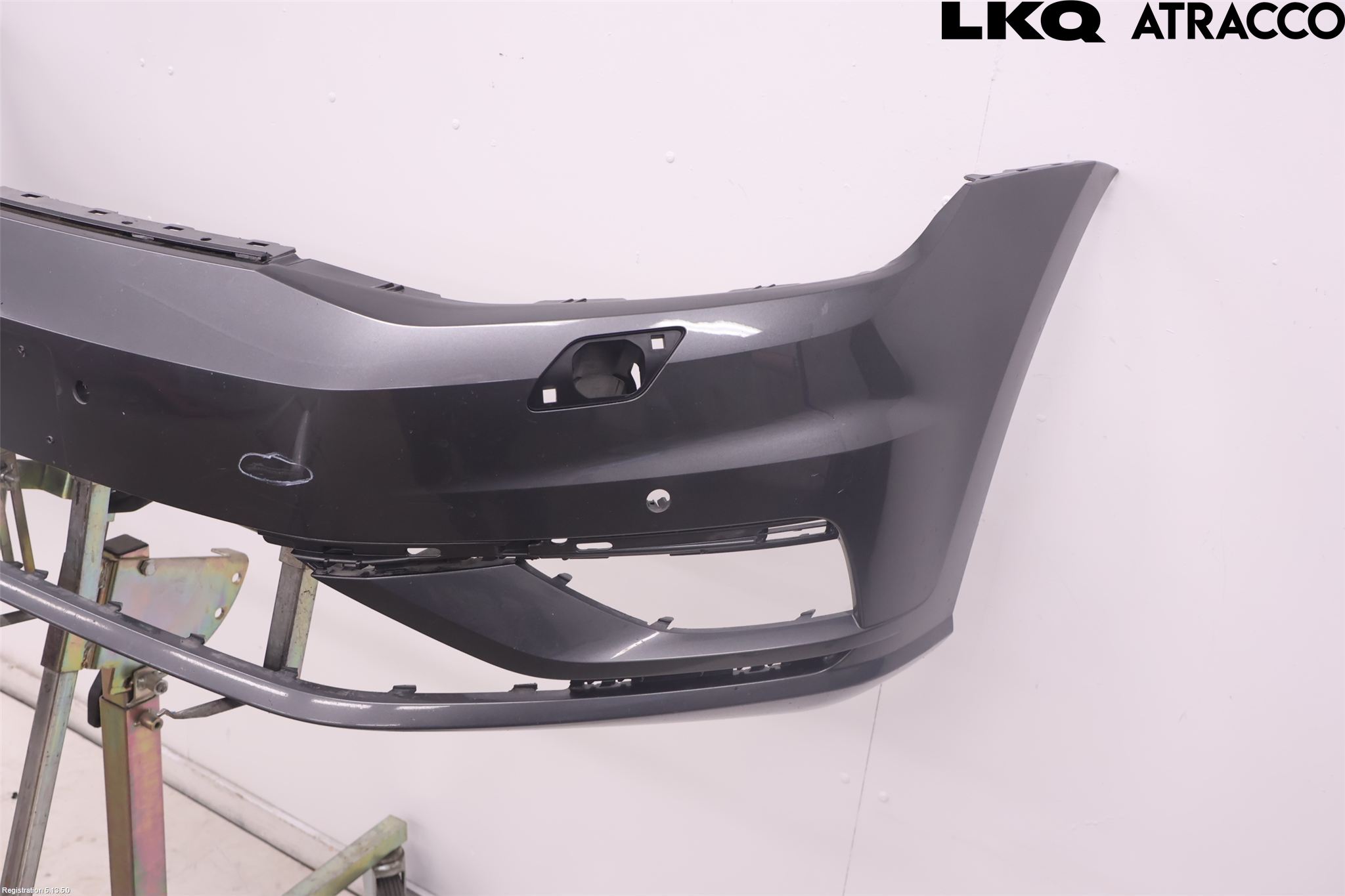 Volkswagen VW GOLF / E-GOLF VII 13-20 Stötfångarbeklädnad Fram