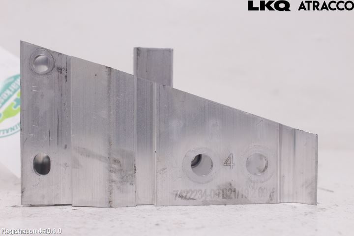 BMW 3 G20/G21/G80/G81 19- Kylarfäste-Ram-Balk