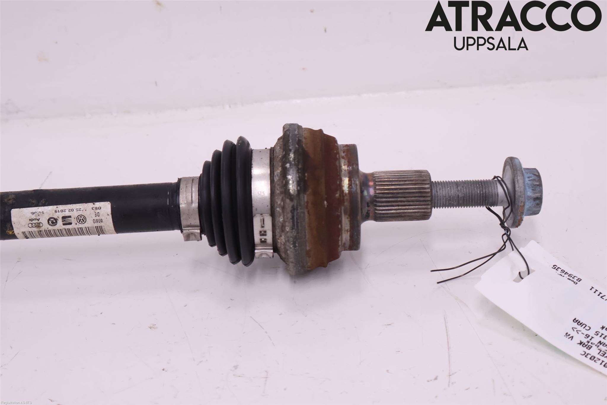 Volkswagen VW TIGUAN 16-24 Drivaxel Bak Vänster