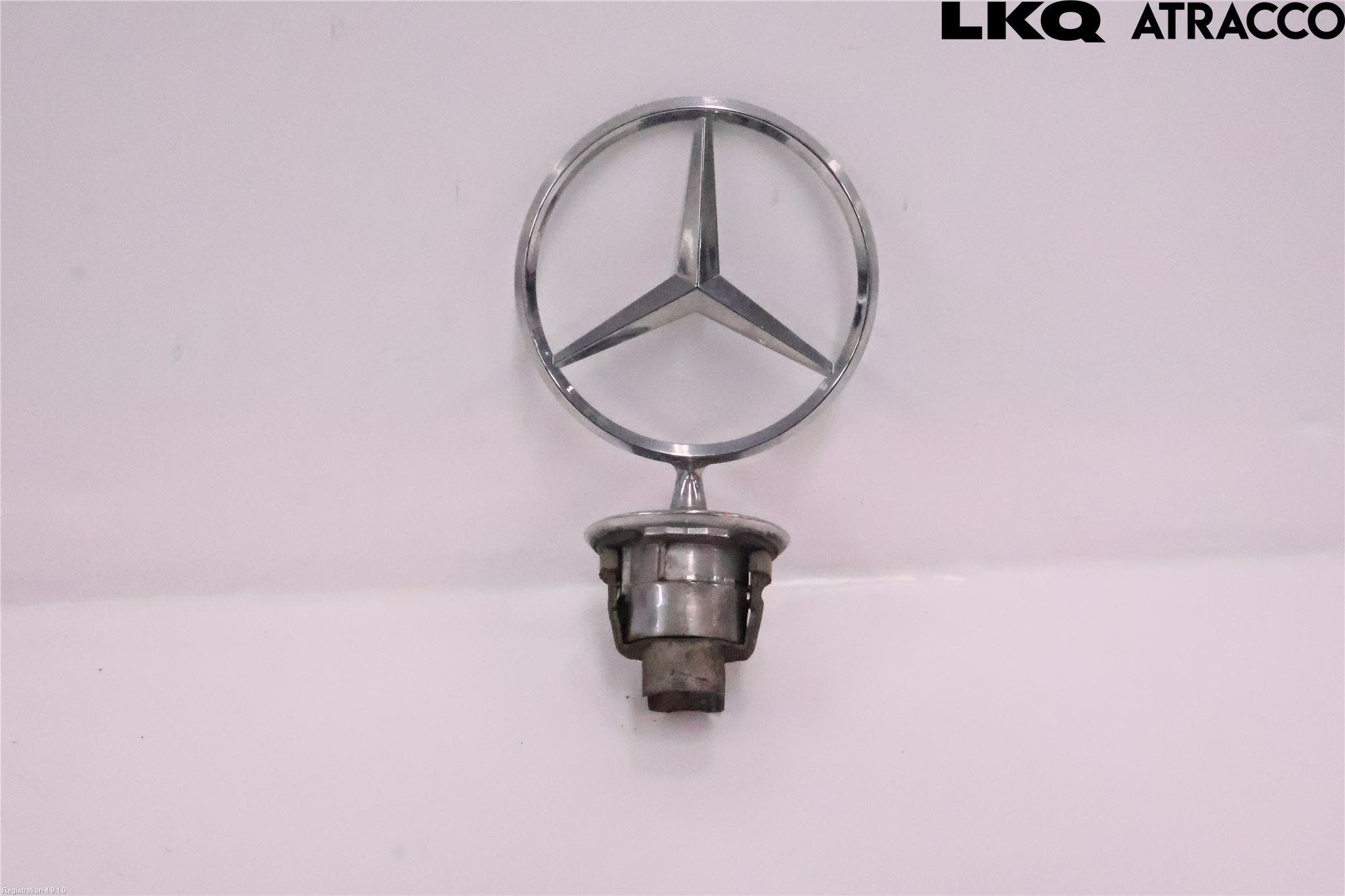 Mercedes-Benz MB E-KLASS (W211) 02-09 Emblem