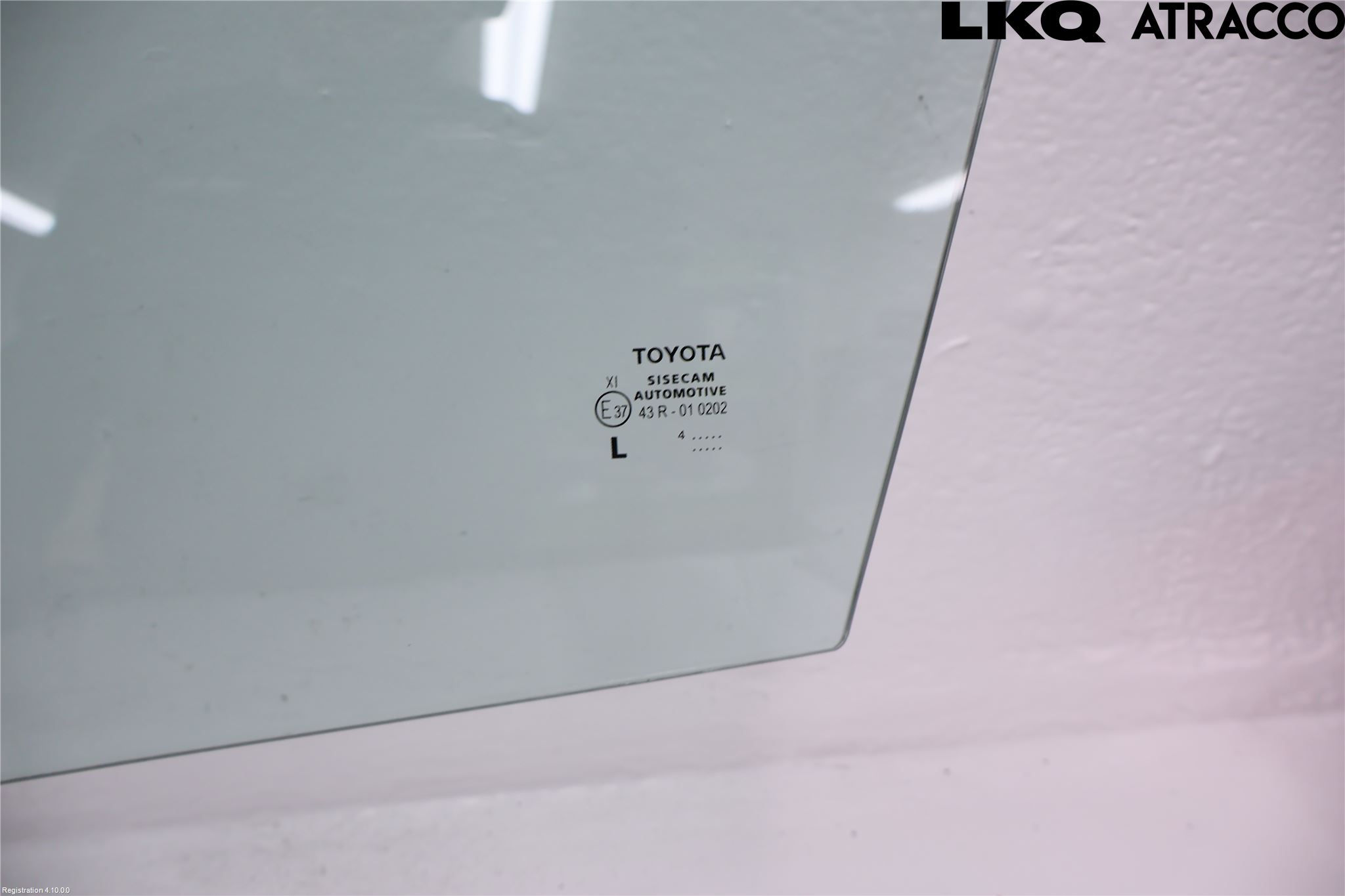 Toyota C-HR 24- Dörruta Fram Vänster