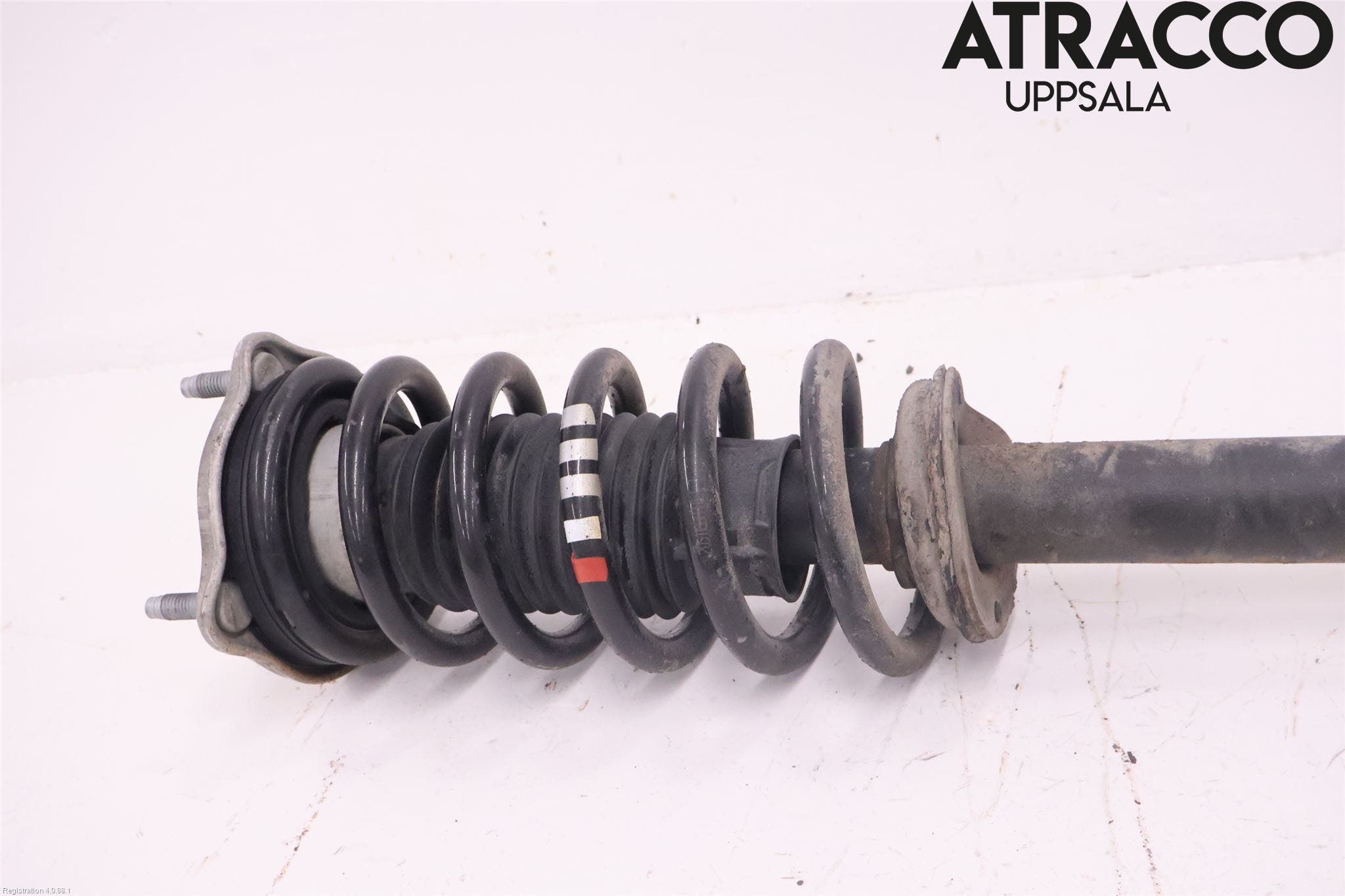 Mercedes-Benz MB C-KLASS (W205) 14-21 Fjäderben Fram Vänster