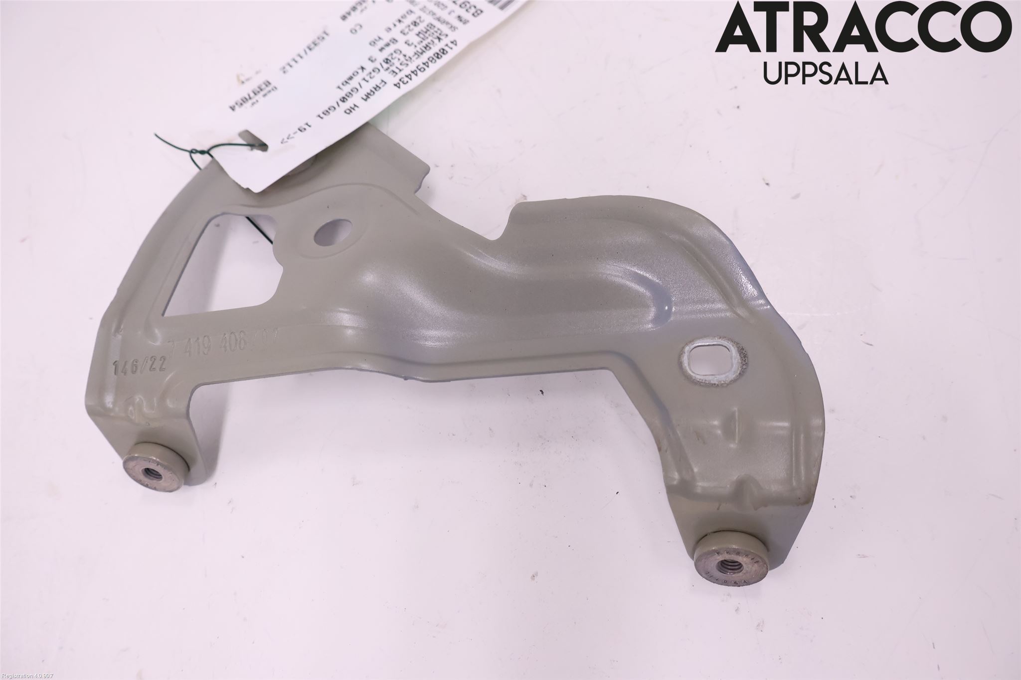 BMW 3 G20/G21/G80/G81 19- Skärmfäste Fram Hö