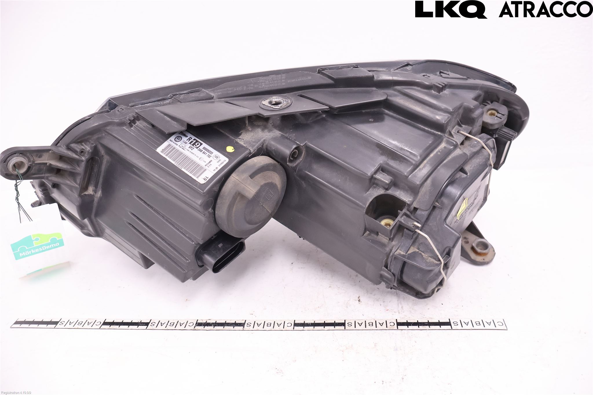 Volkswagen VW PASSAT 11-14 Strålkastare Höger