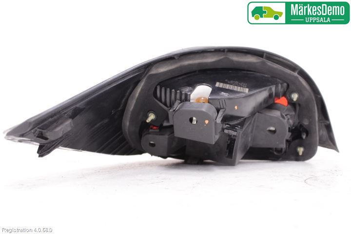 BMW 5 E60/61 Sed/Tou 02-10 Bakljus Höger