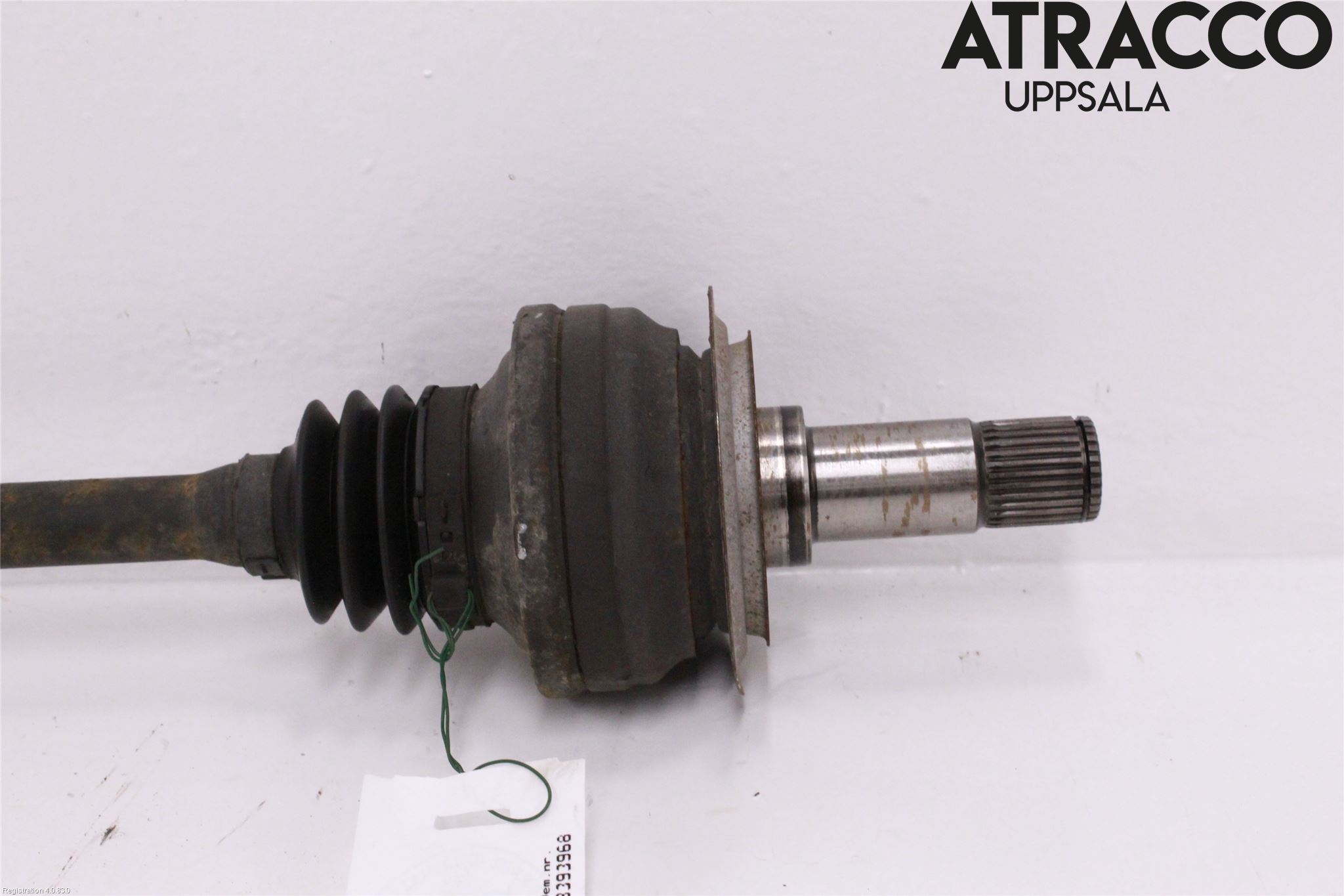 Mercedes-Benz MB CLS (C219) 03-11 Drivaxel Bak Höger
