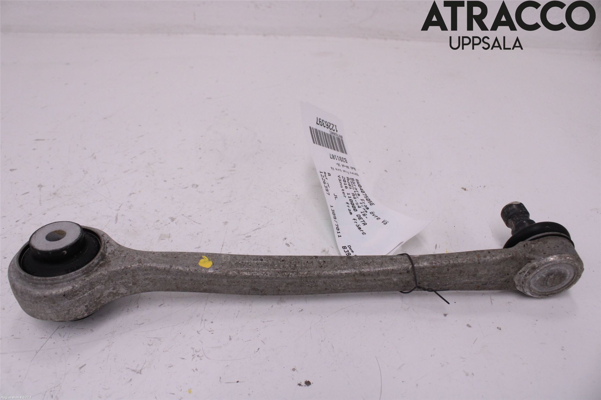 Audi A4/S4 B9 16-19 Bärarm Fram Övre Vä