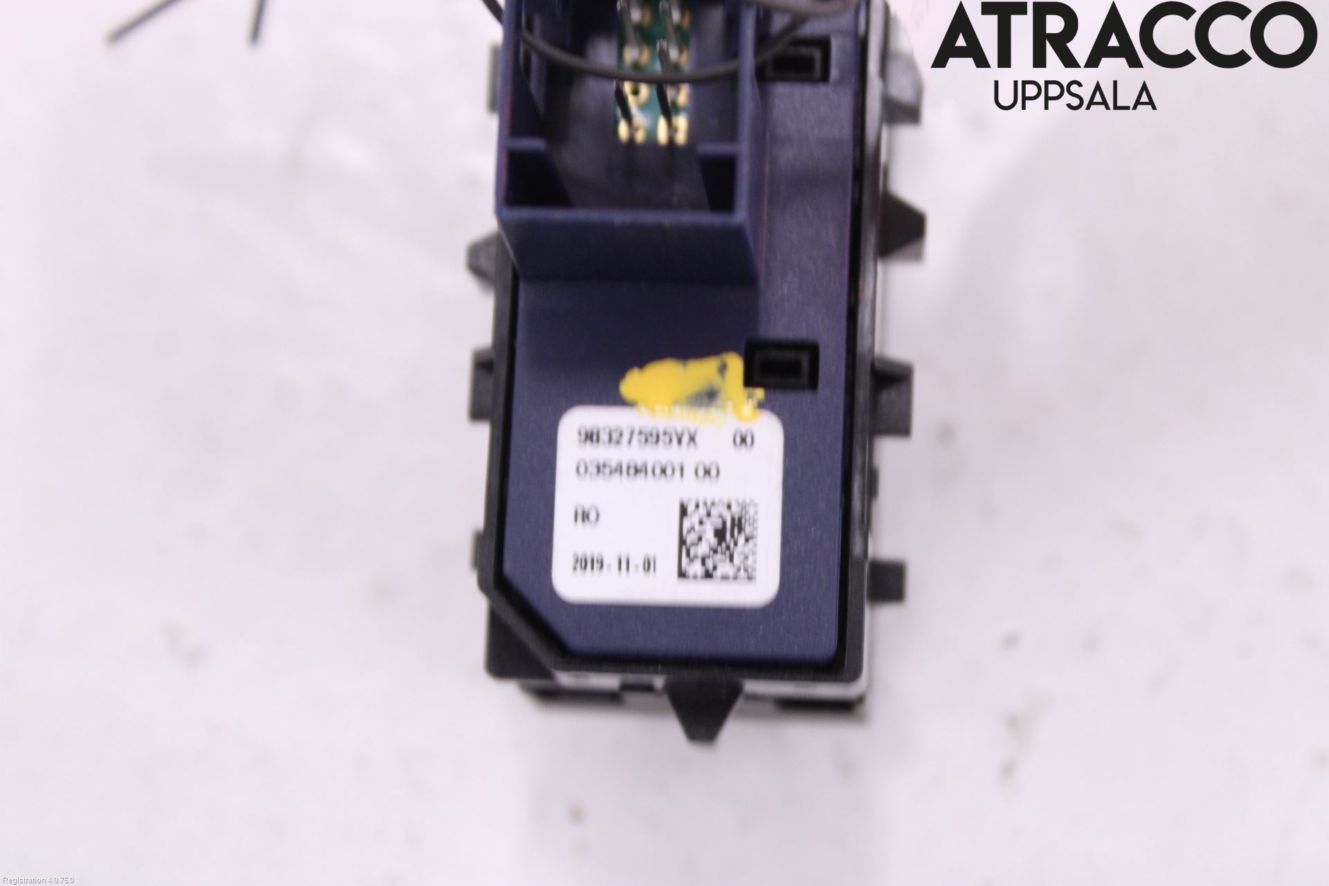 Opel CORSA F, CORSA-E 20- Strömställare Övrigt