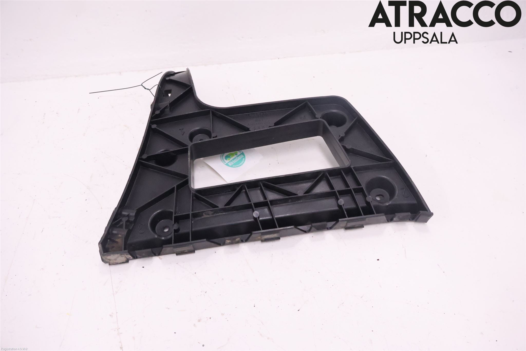 Audi A5 07-16 Stötfångarfäste Bak Hö