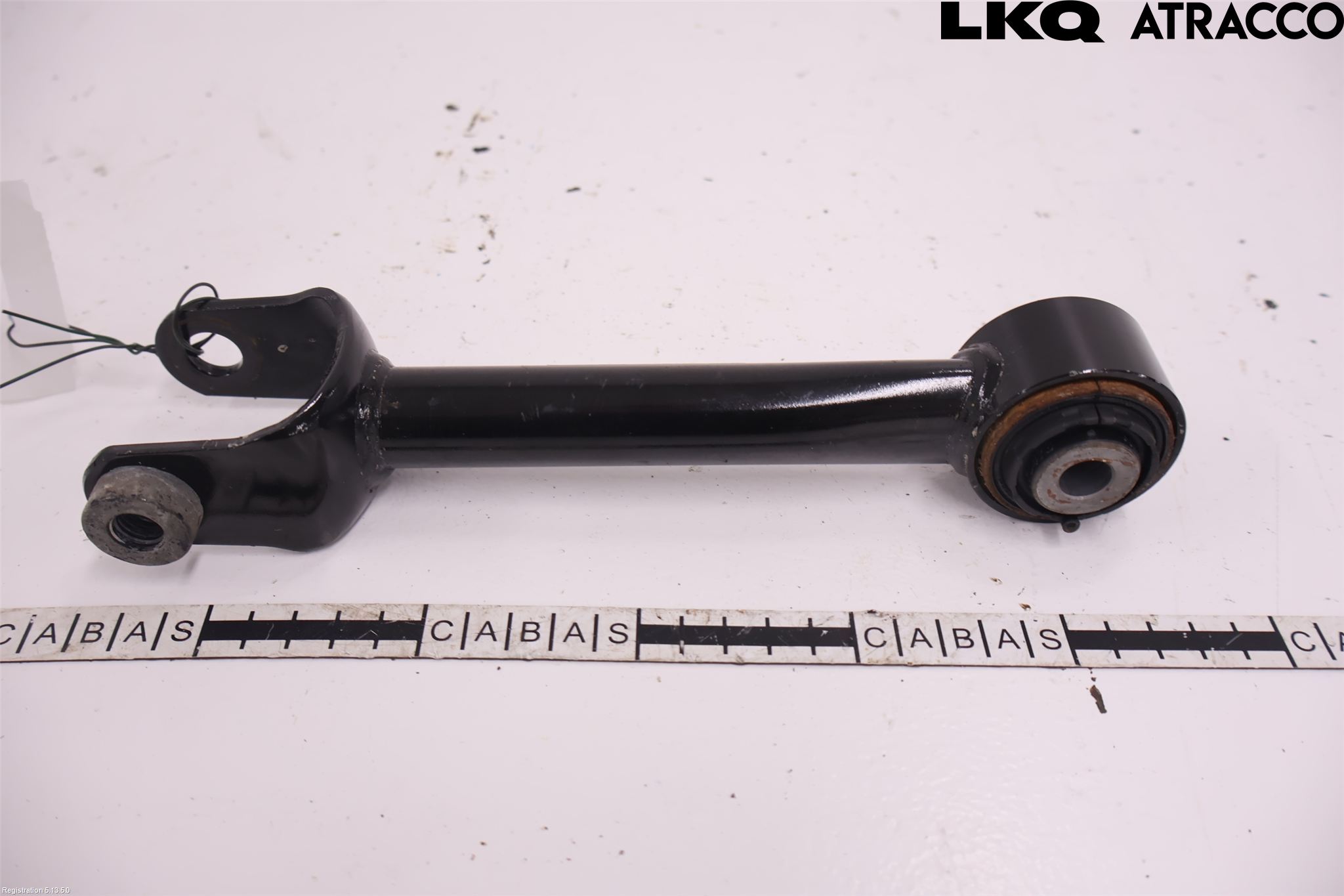 Tesla MODEL Y 21- Bärarm Bak Höger