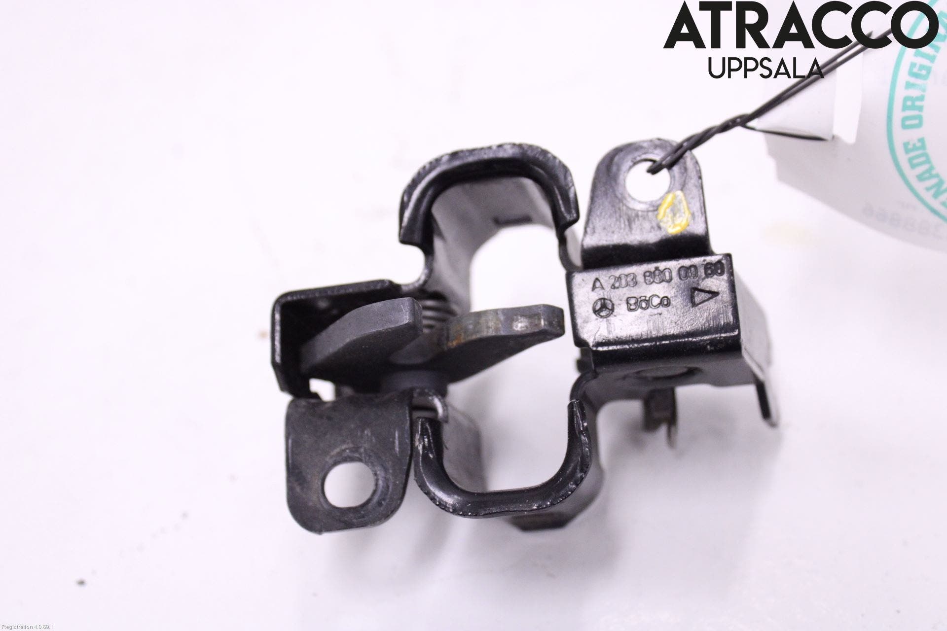 Mercedes-Benz MB E-KLASS (W211) 02-09 Huvlås