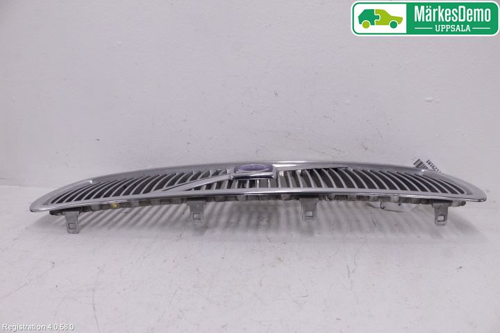 Volvo V70 00-04 Grill-Galler