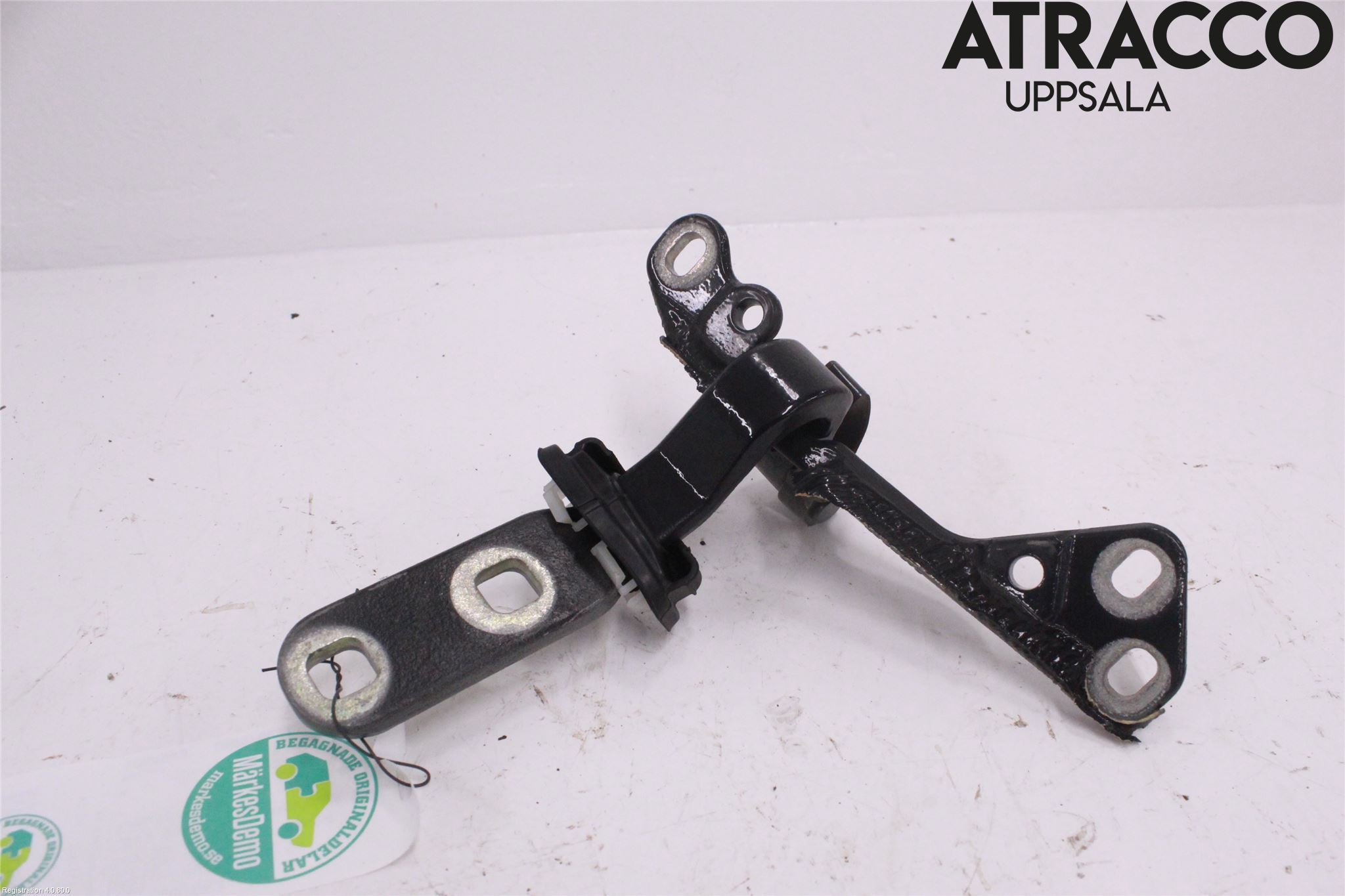 BMW X6 E71/E72   08-14 Bakluckegångjärn Vä